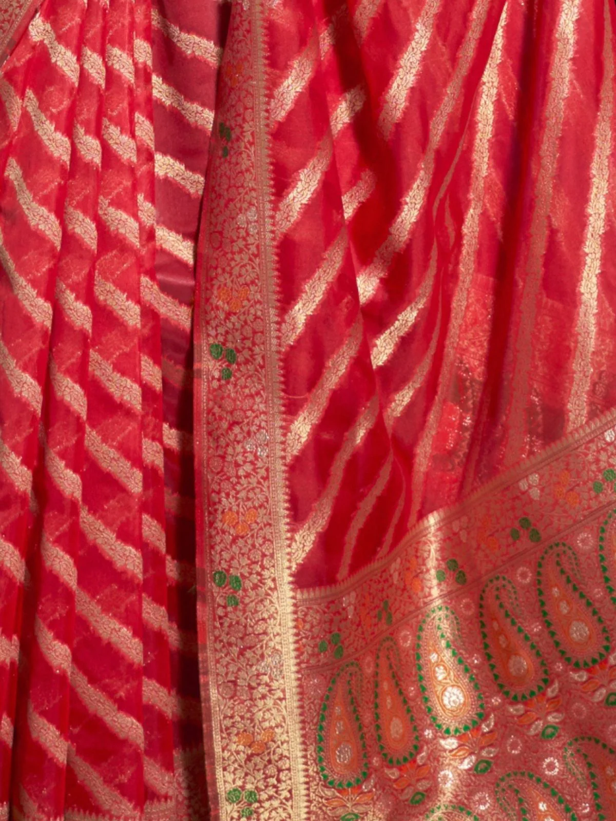 Odette Red Woven Design Silk Blend Saree With Unstitched Blouse For Women - Image 4