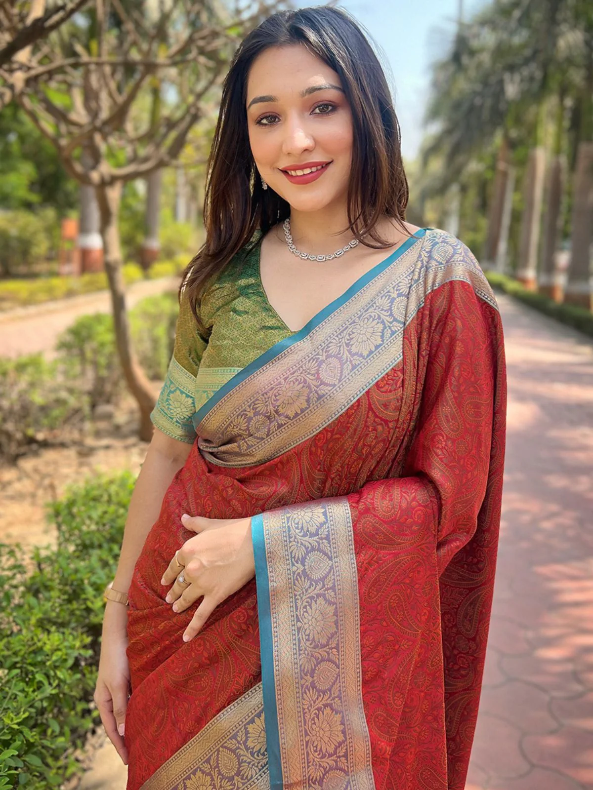 Odette Red Woven Design Silk Blend Saree With Unstitched Blouse For Women - Image 3