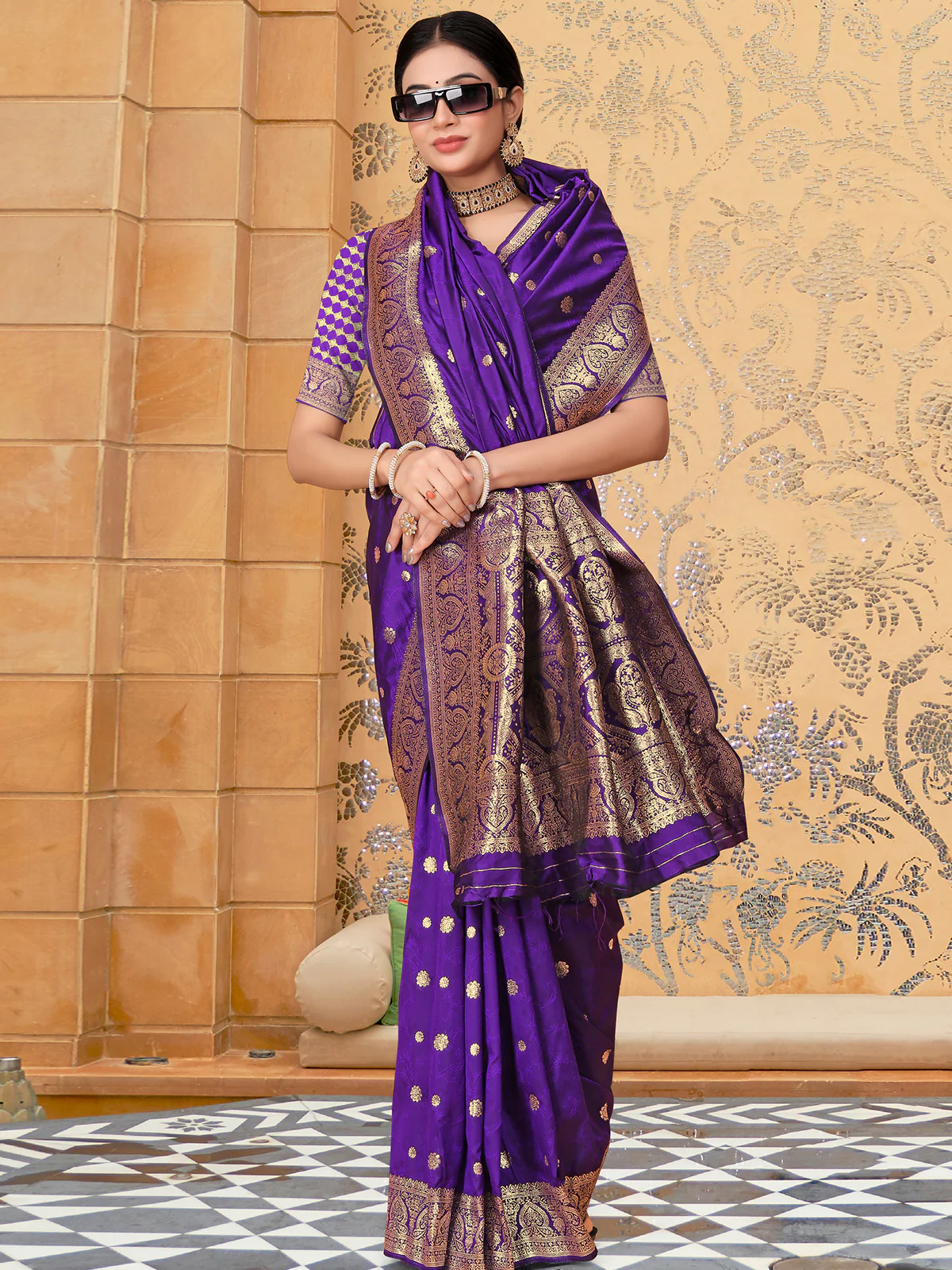 Odette Purple Banarasi Woven Saree With Unstitched Blouse For Women - Image 2