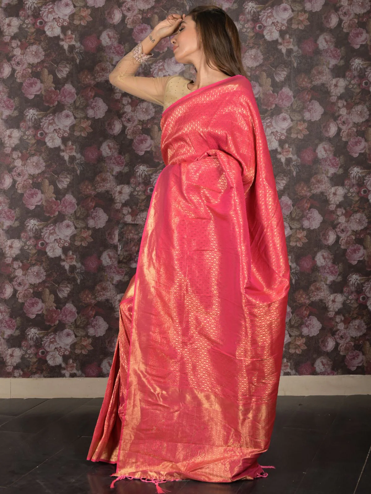 Odette Royal Magenta Silk Blend Woven Saree with Unstitched Blouse for Women - Image 3