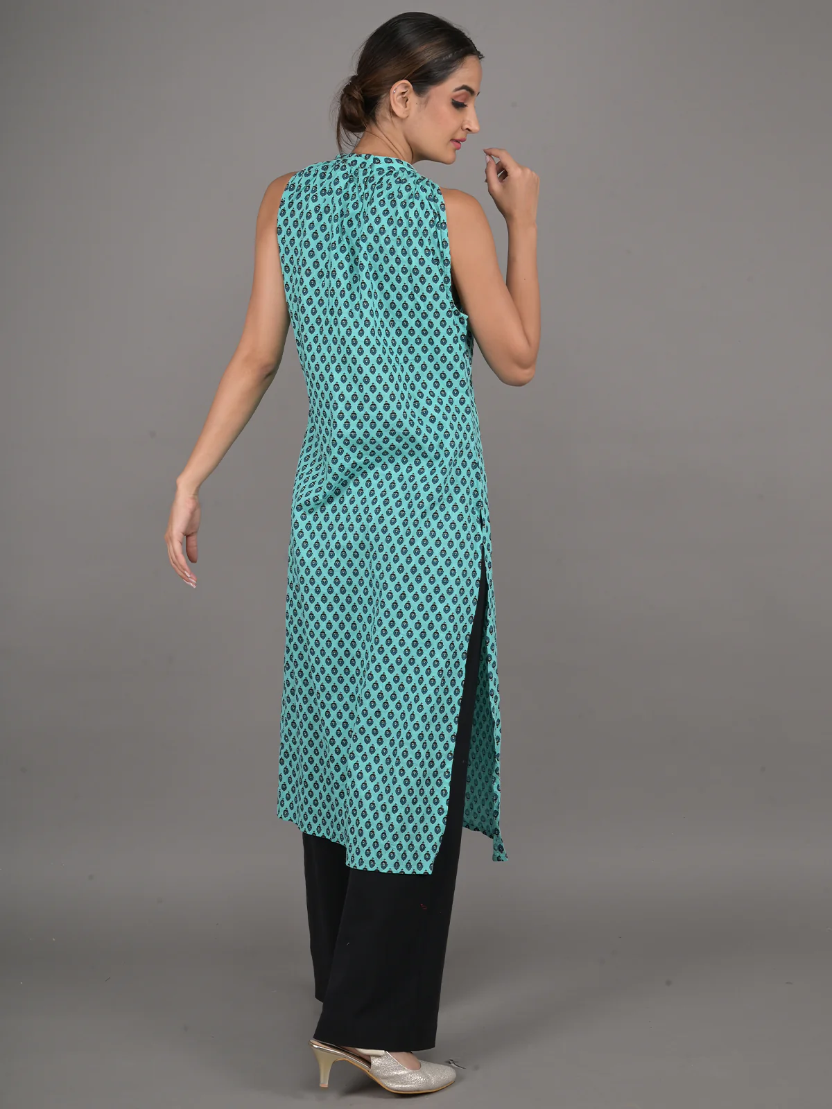 Odette Sea Blue Cotton Printed Stitched Kurta For Women - Image 3