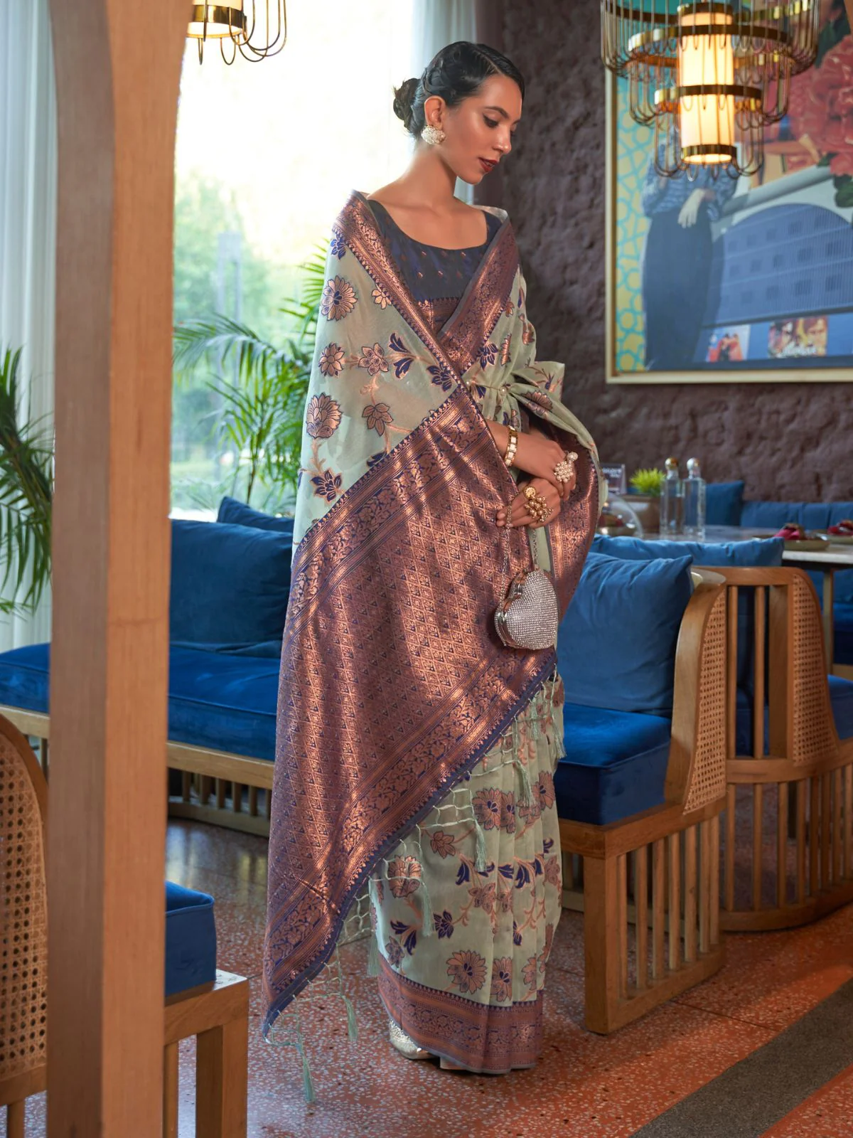 Odette Sea Green And Gold Woven Design Silk Blend Saree With Unstitched Blouse For Women - Image 2