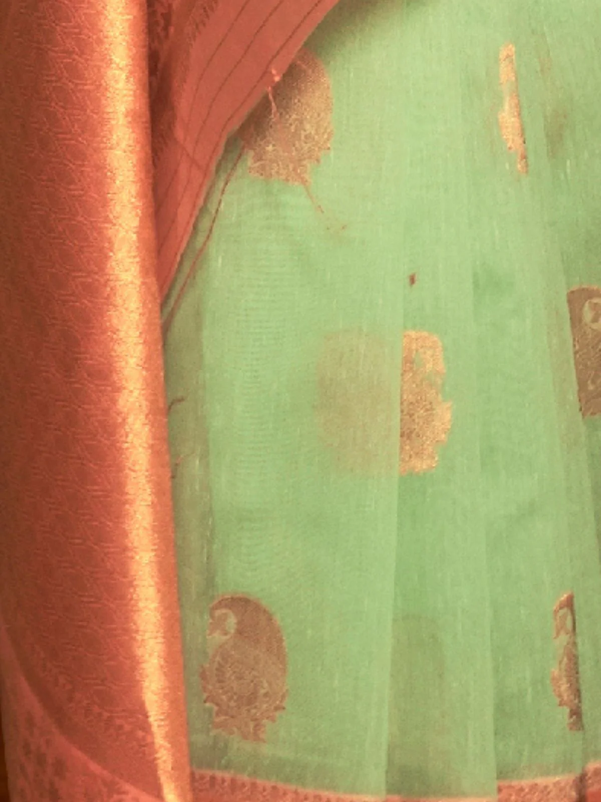 Odette Sea Green And Orange Woven Design Linen Saree With Unstitched Blouse For Women - Image 3