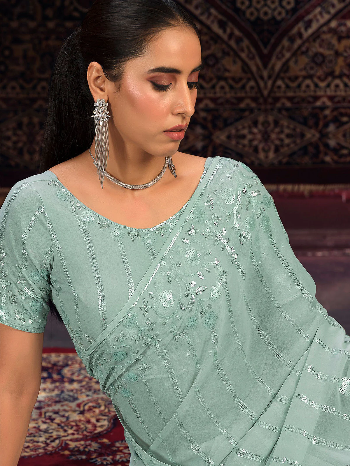 Odette Sea green Embellished Georgette Saree With unstitched Blouse For Women - Image 4