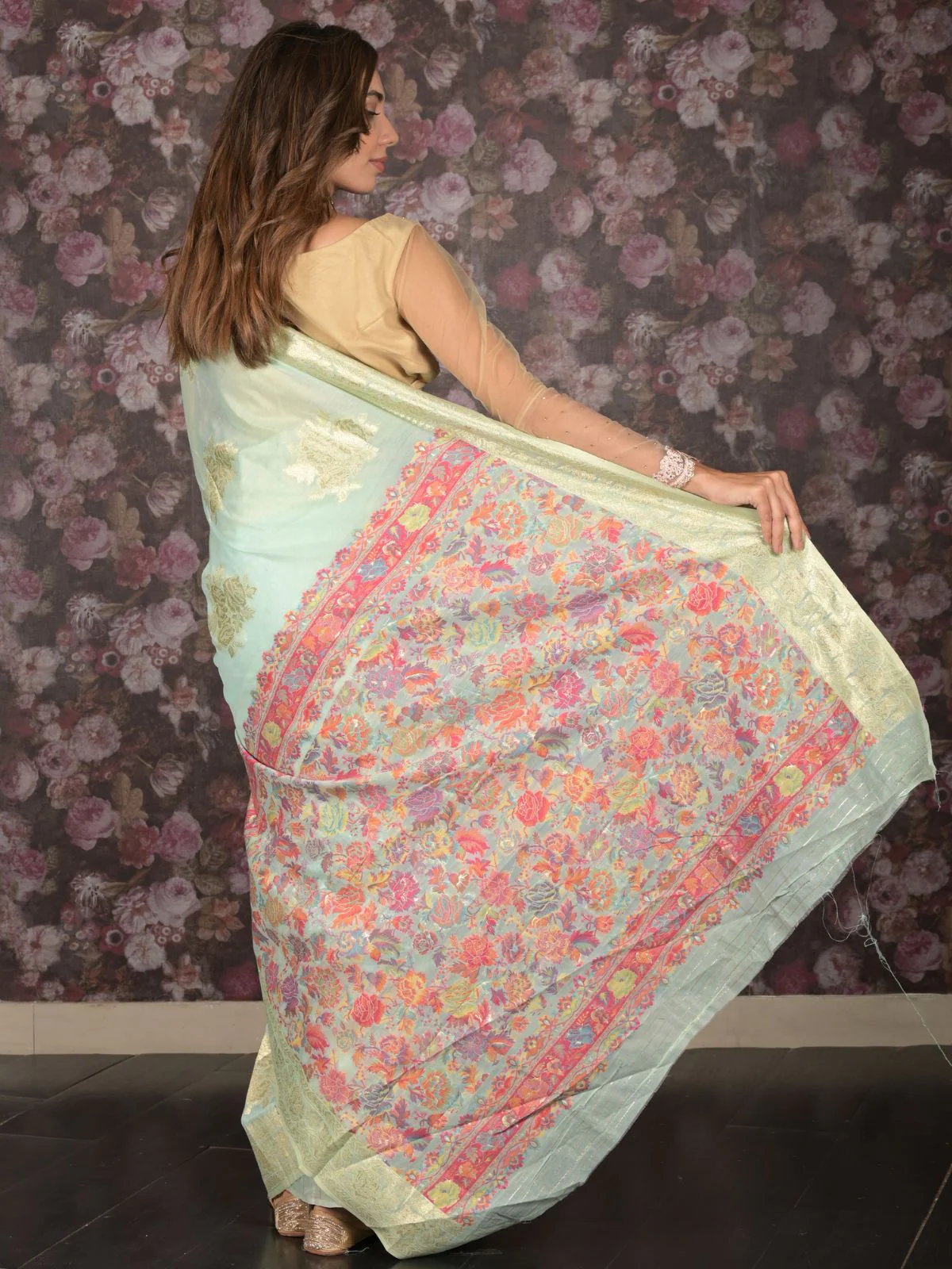 Odette Sea Green Floral Woven Cotton Blend Saree with Unstitched Blouse for Women - Image 4