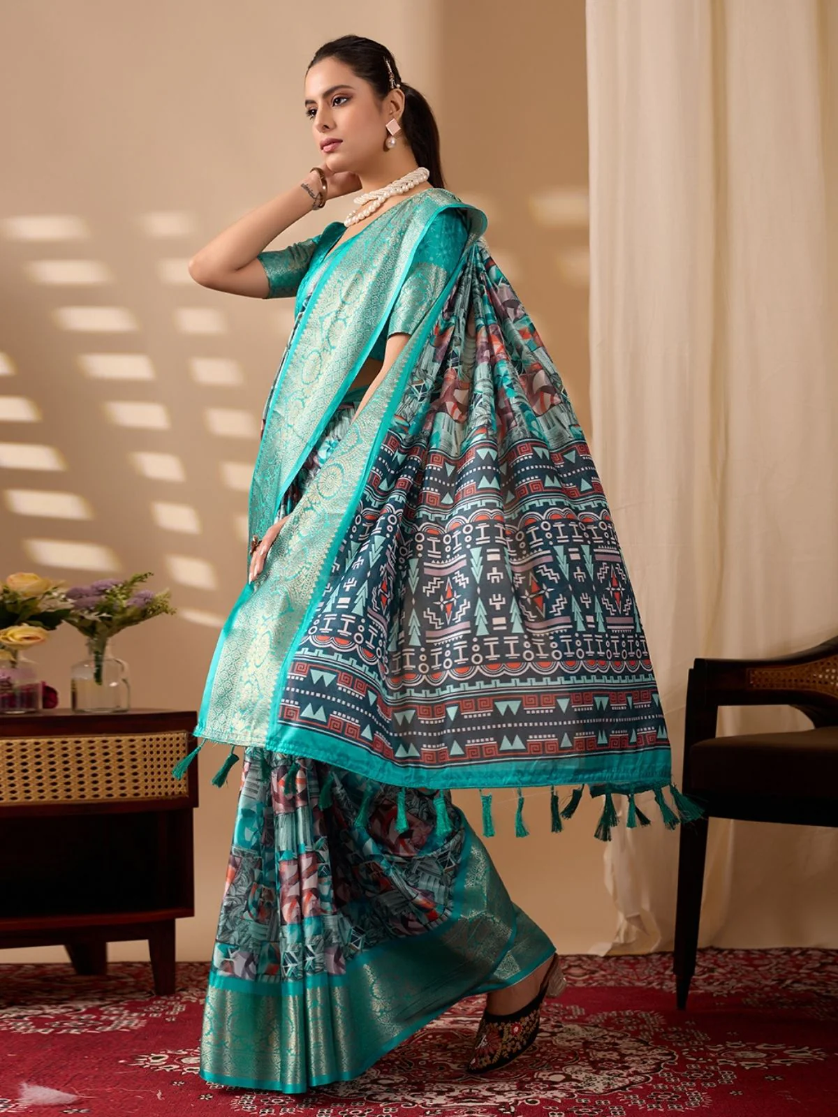 Odette Sea Green Silk Blend Printed Saree For Women - Image 2