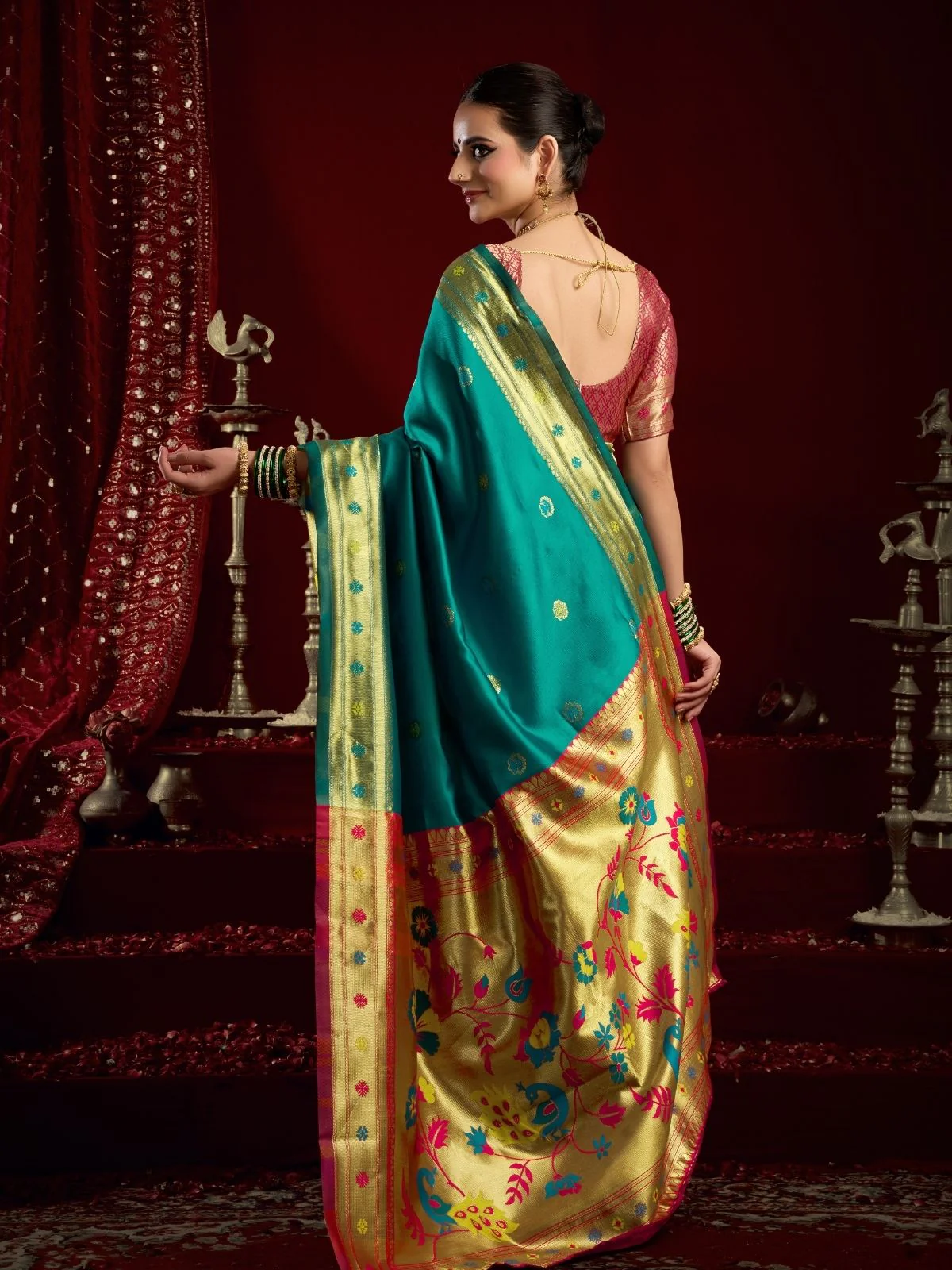 Odette Sea Green Silk Woven Paithani Saree For Women - Image 3