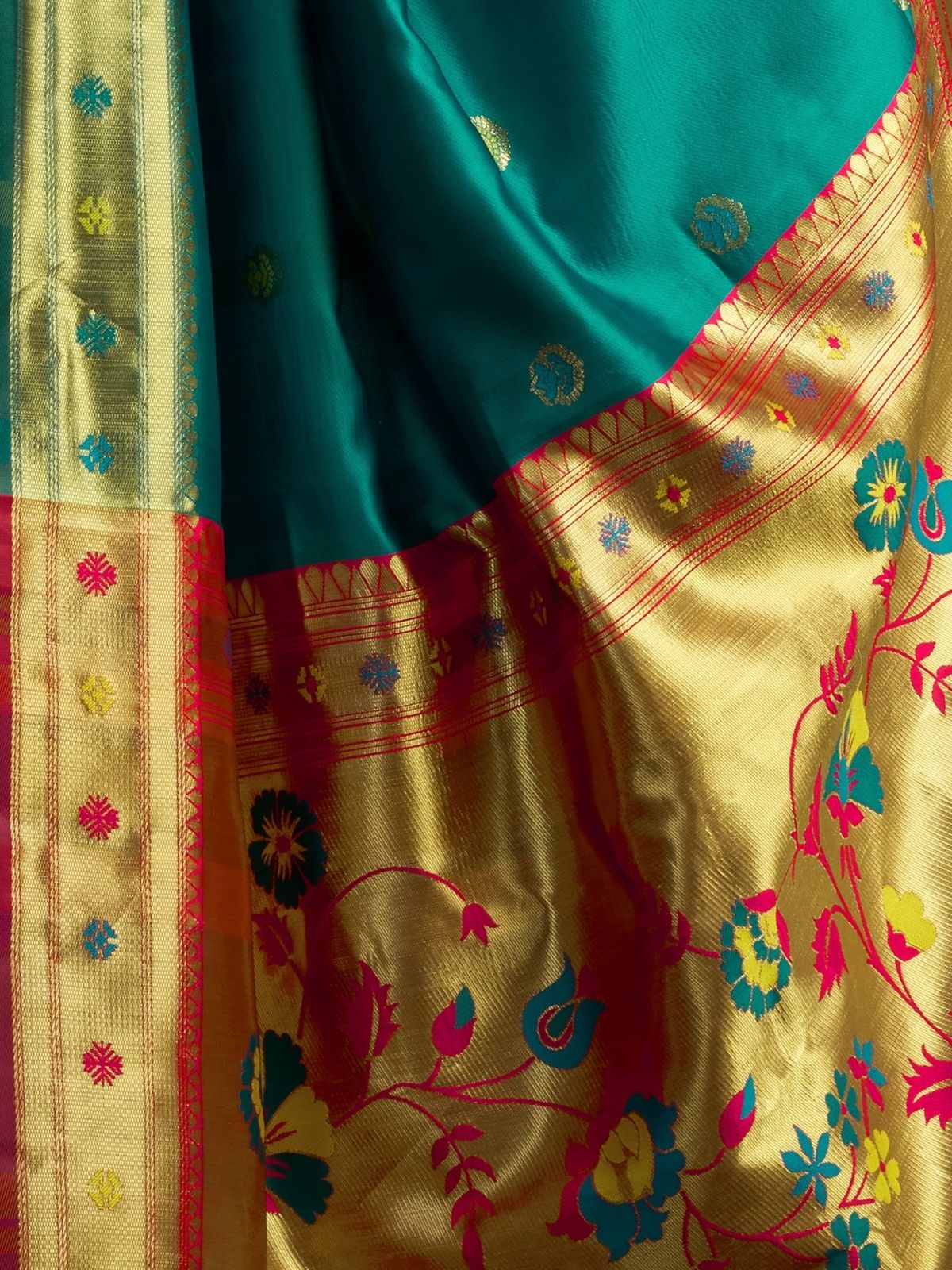 Odette Sea Green Silk Woven Paithani Saree For Women - Image 5