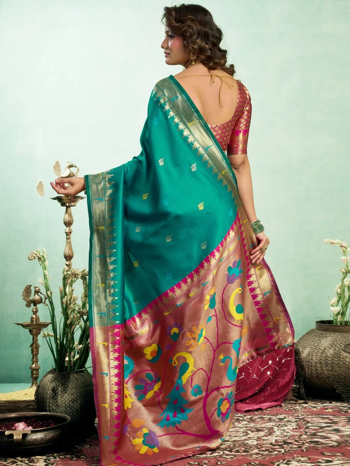 Odette Sea Green Silk Woven Paithani Saree For Women - Image 4