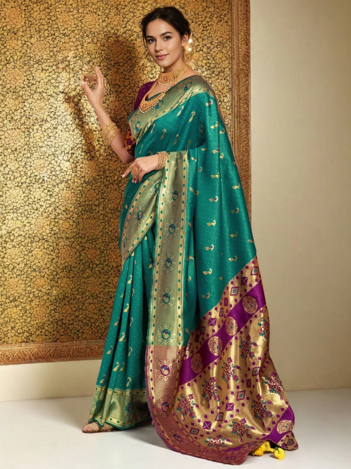 Odette Sea Green Silk Woven Saree For Women - Image 2