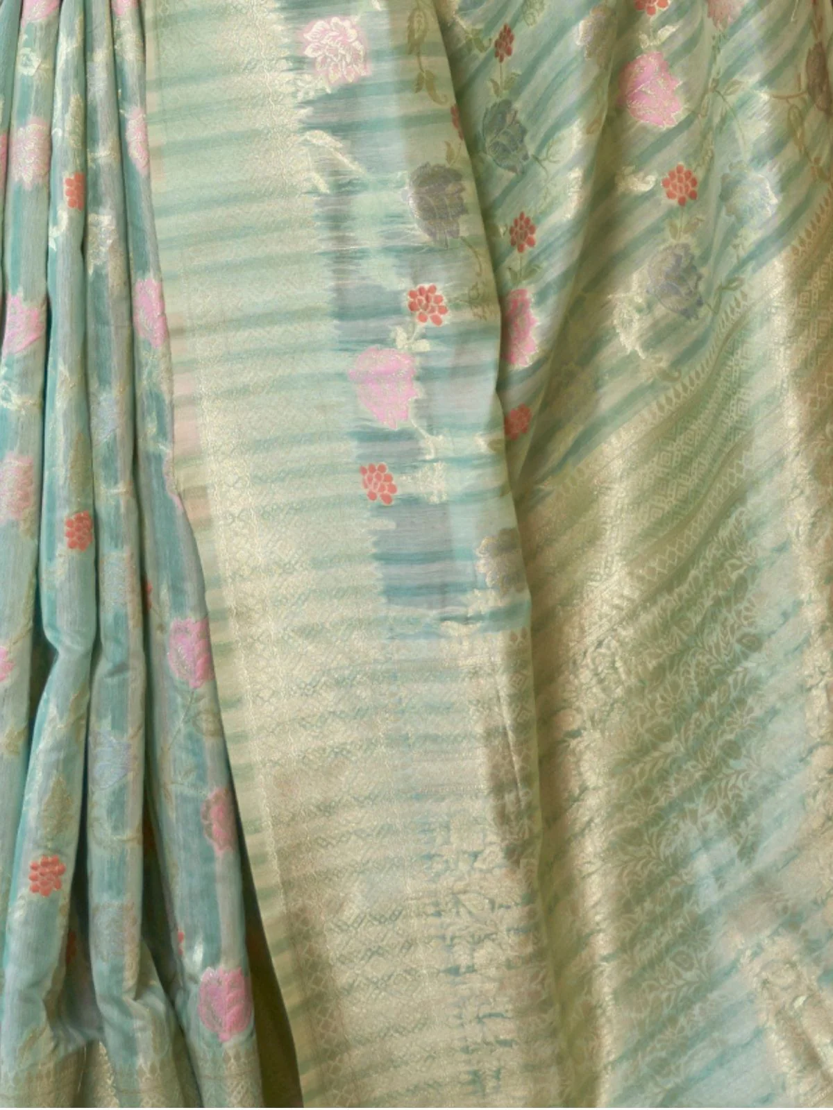 Odette Sea Green Woven Design Silk Blend Saree With Unstitched Blouse For Women - Image 3