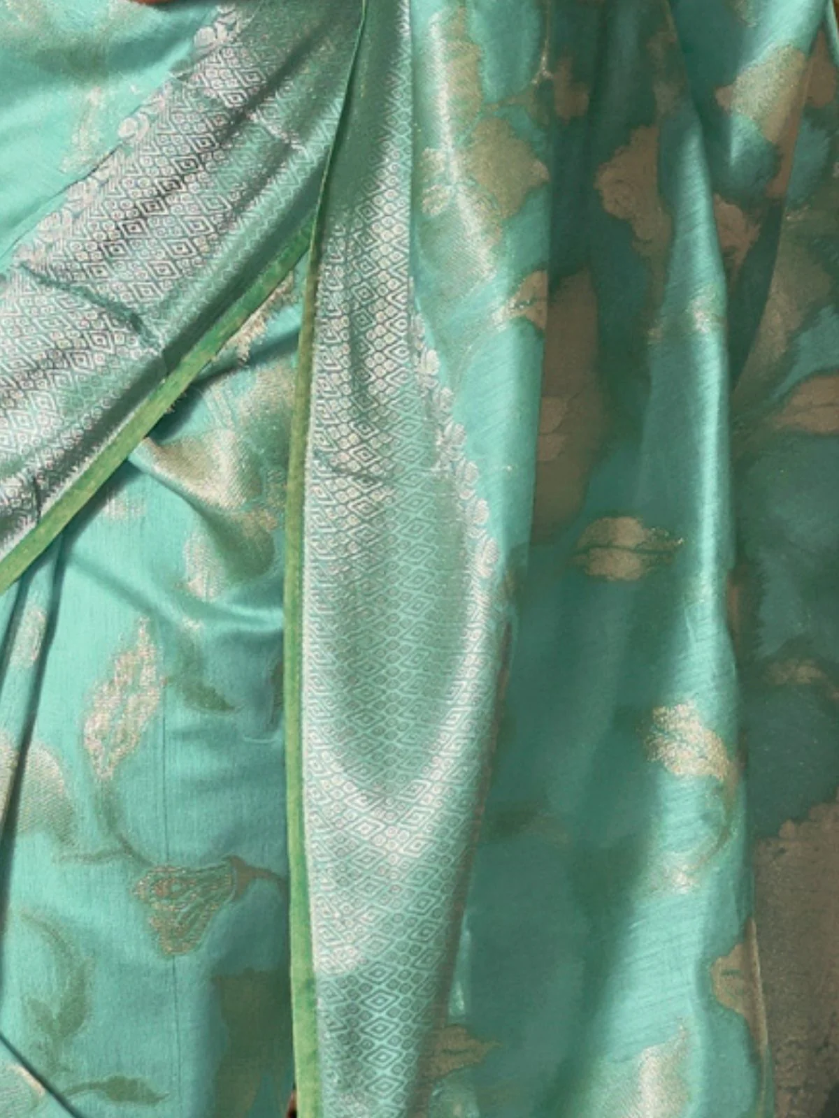 Odette Sea Green Woven Design Silk Blend Saree With Unstitched Blouse For Women - Image 4