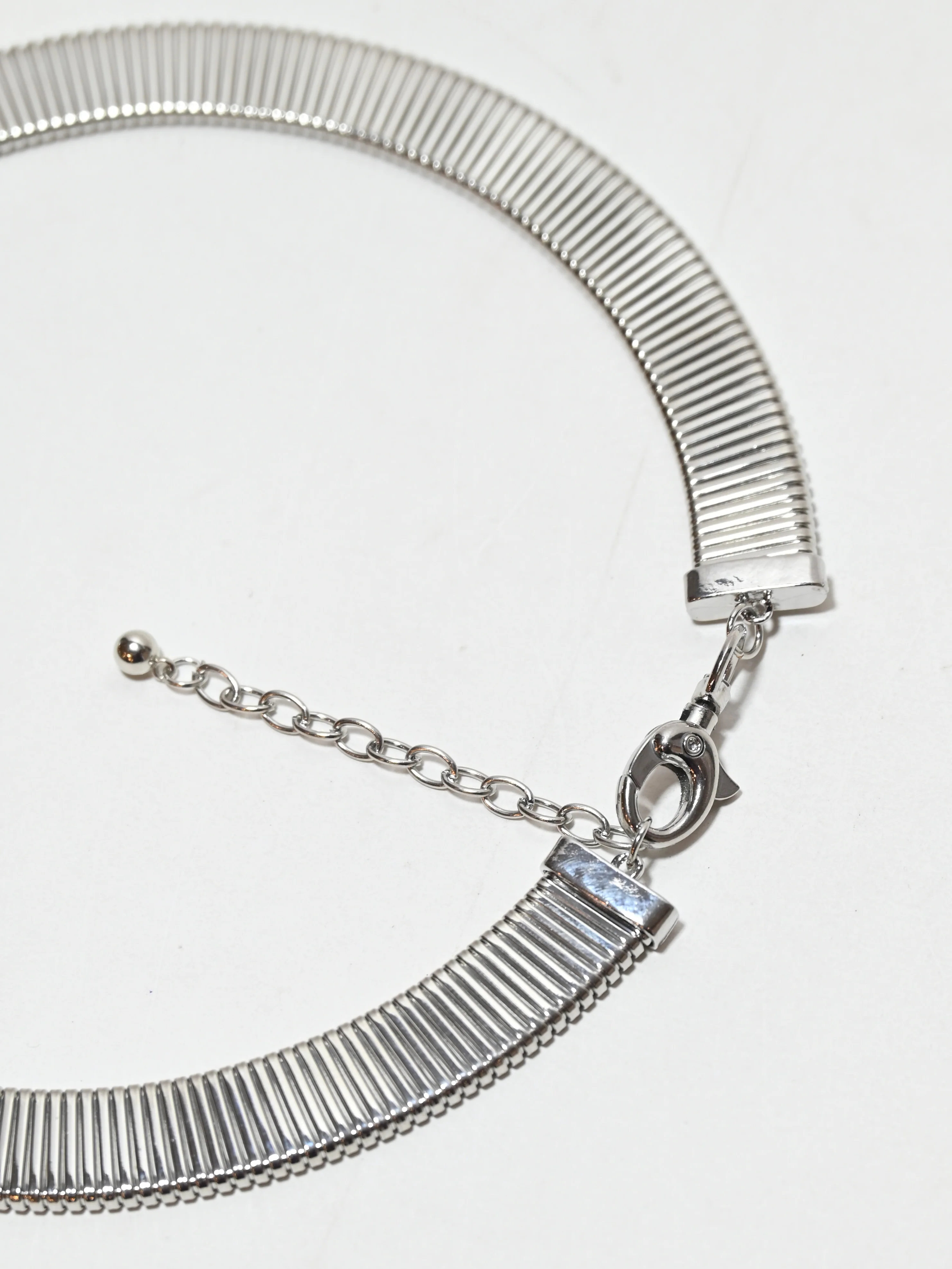 Odette Silver Alloy Pearl Neckpiece For Women - Image 5