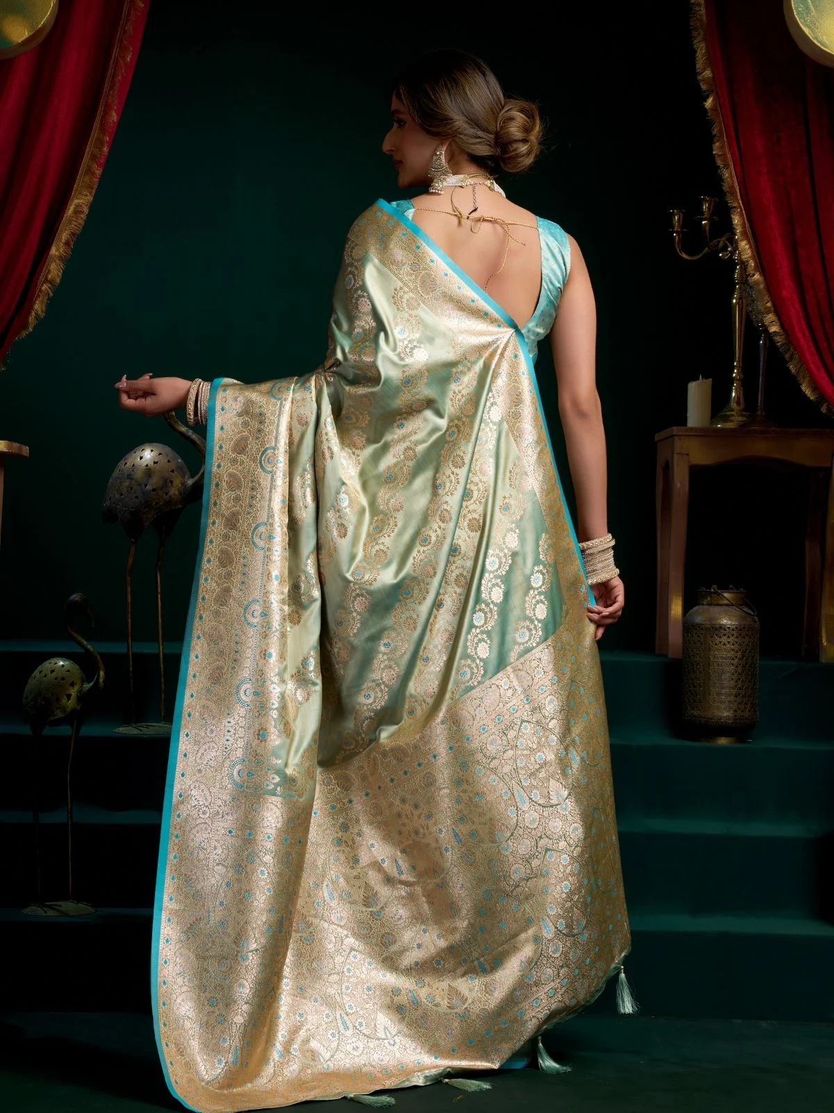 Odette Sky Blue and Gold Silk Blend Woven Saree For Women - Image 4