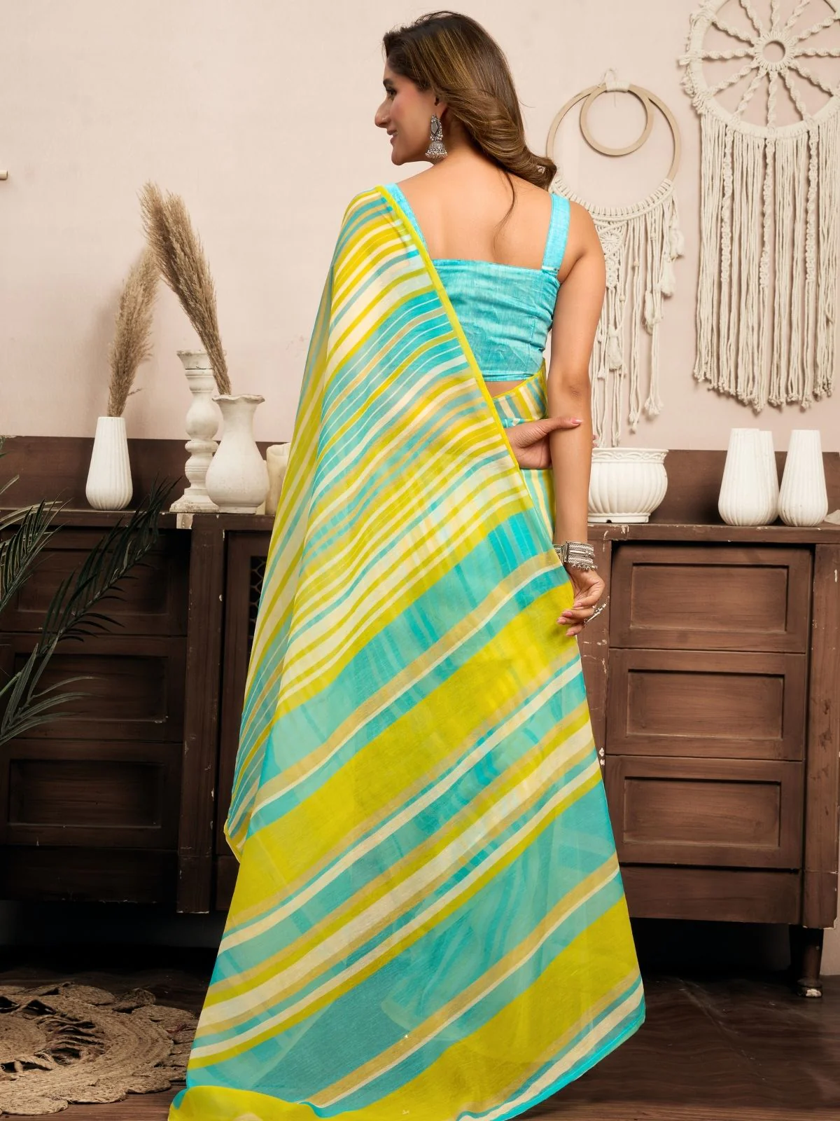 Odette Sky Blue And Yellow Cotton Linen Zari Work Saree For Women - Image 4