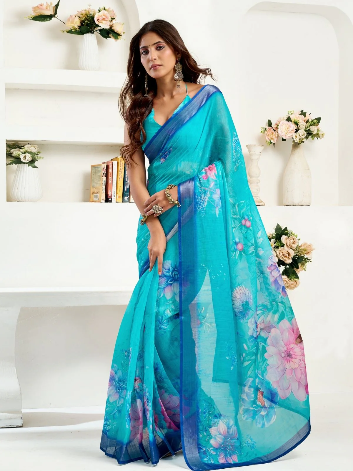 Odette Sky Blue Cotton Linen Zari Work Saree For Women - Image 2