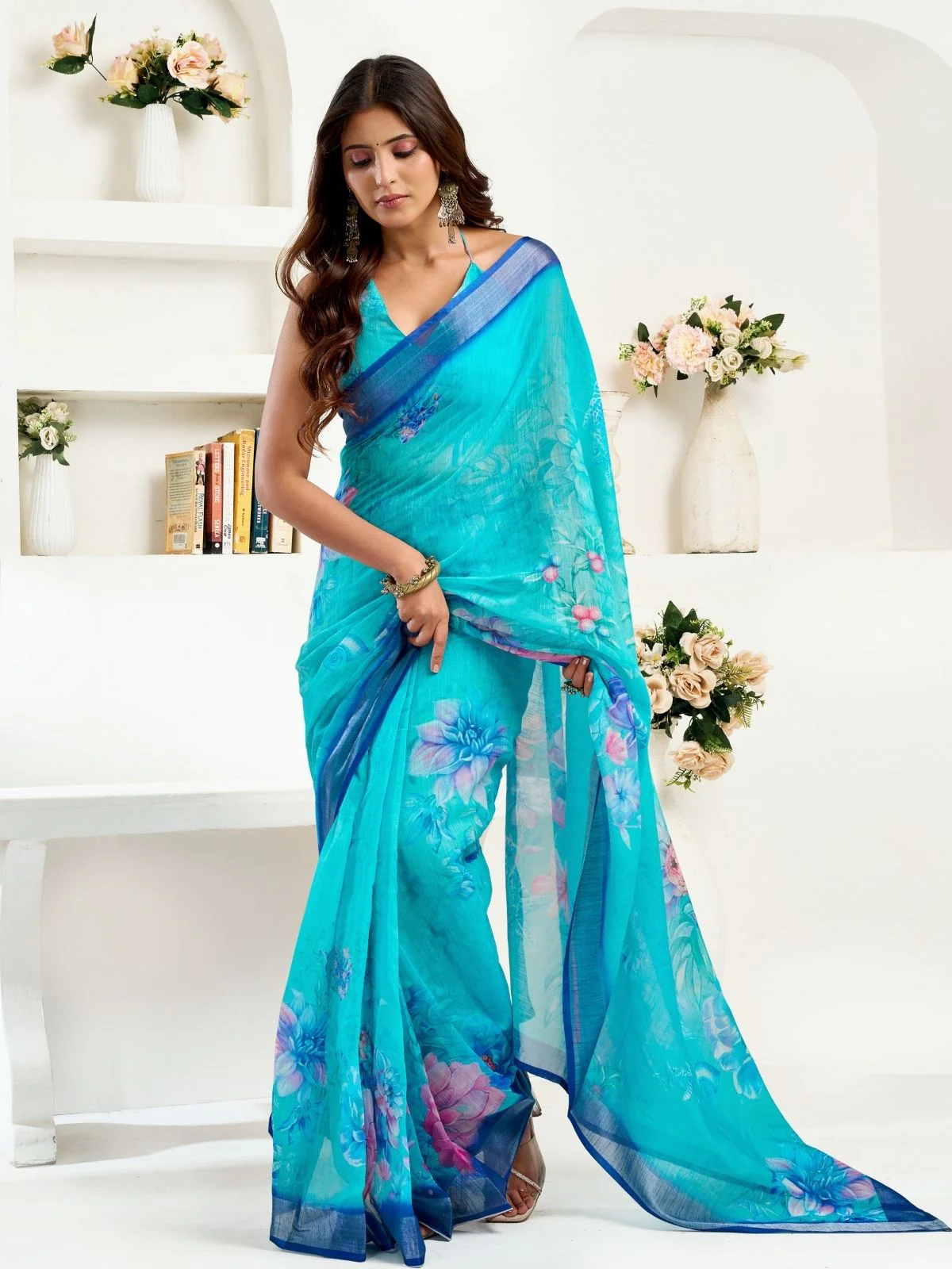 Odette Sky Blue Cotton Linen Zari Work Saree For Women - Image 3