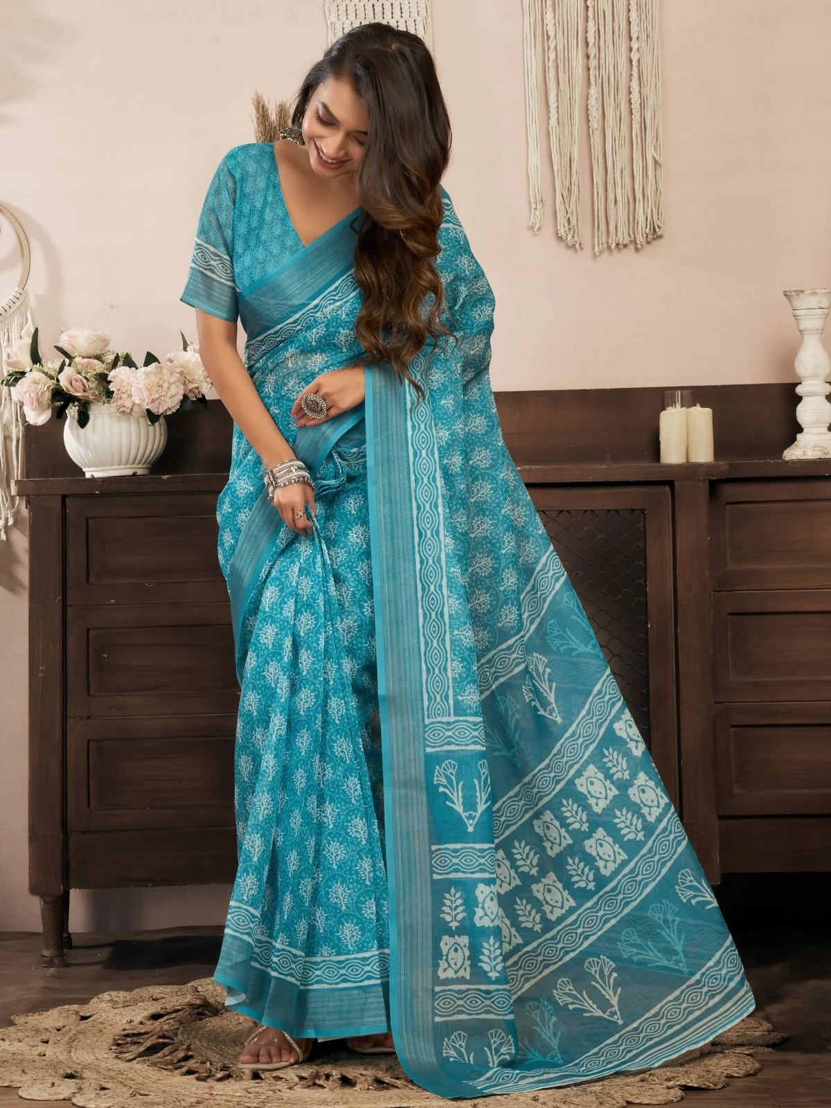 Odette Sky Blue Cotton Linen Zari Work Saree For Women - Image 3