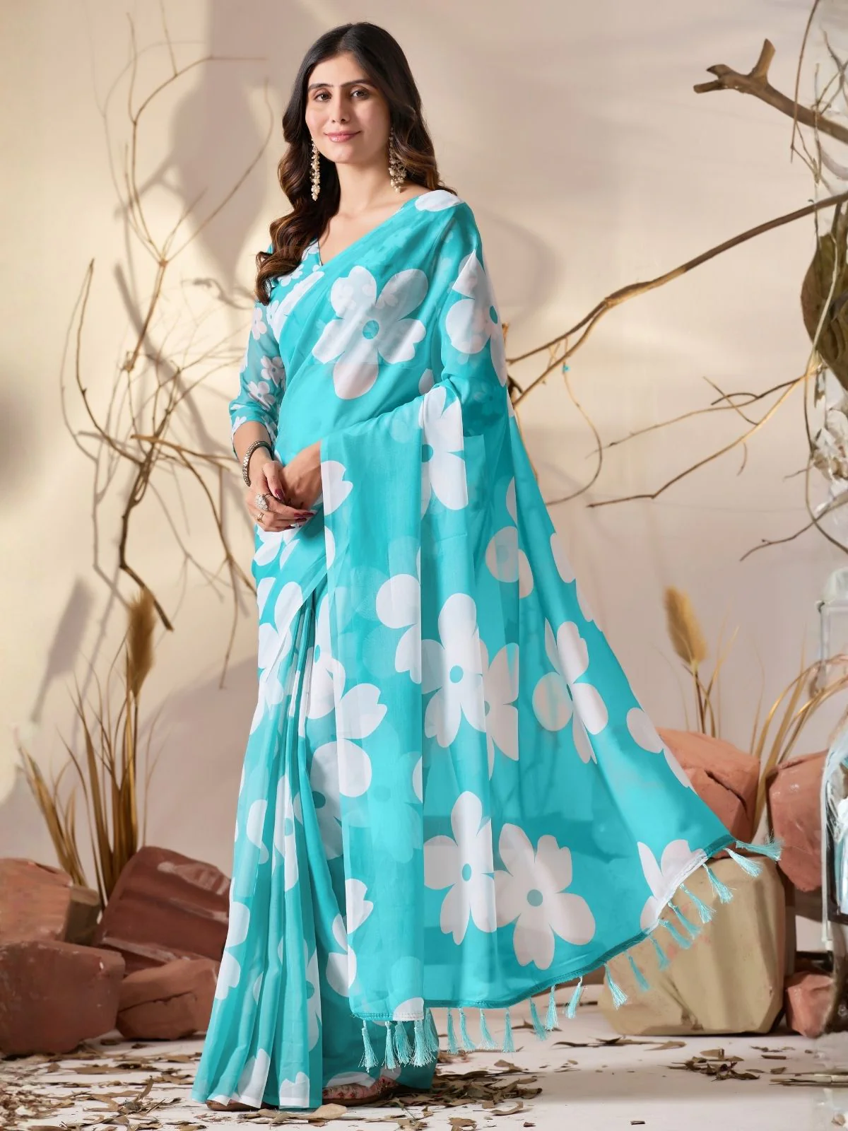 Odette Sky Blue Georgette Printed Saree For Women - Image 3