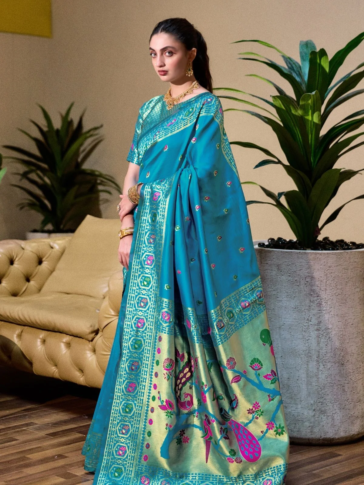 Odette Sky Blue Silk Woven Paithani Saree For Women - Image 2