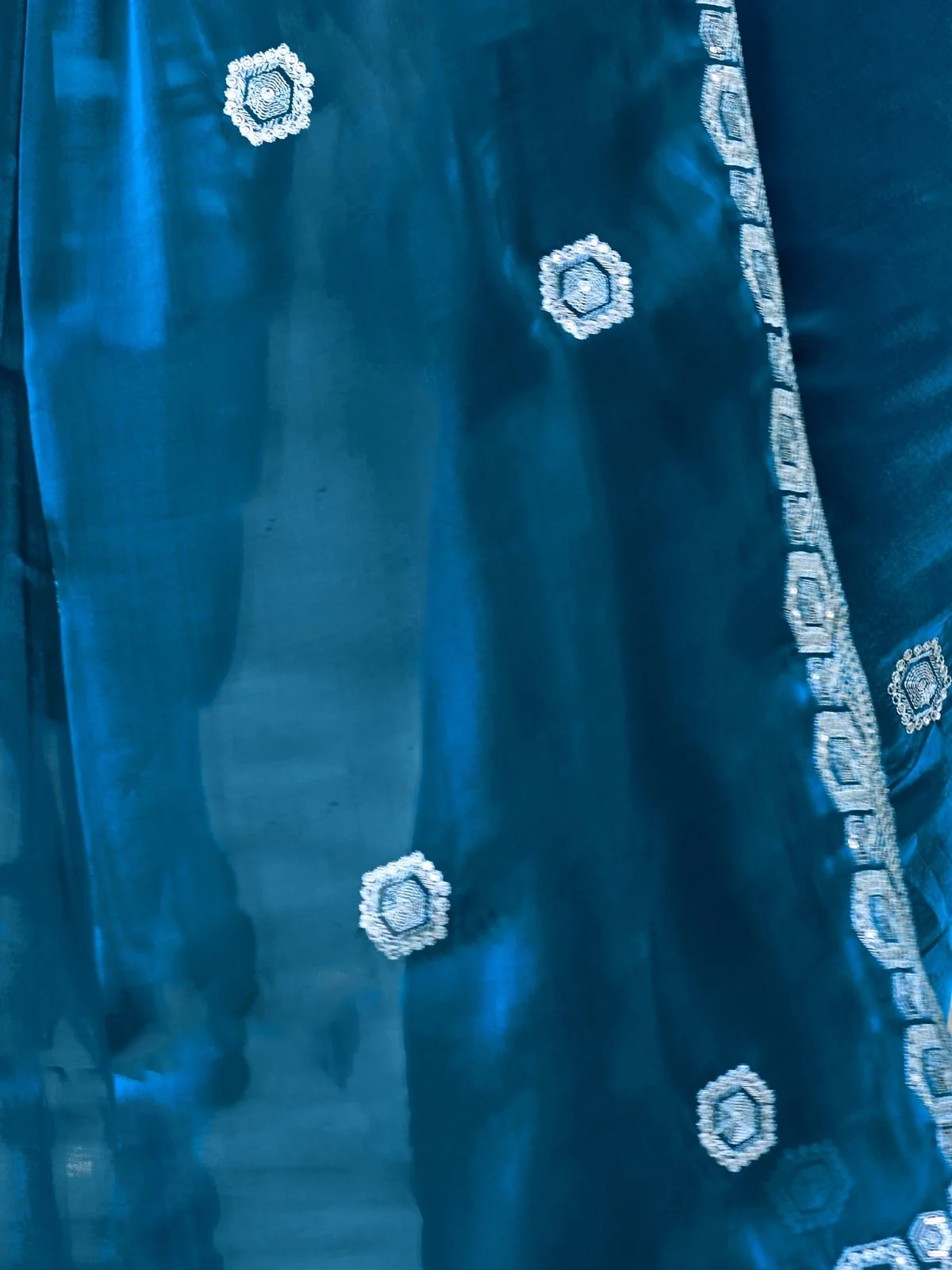 Odette Teal Blue Chiffon Embellished Saree For Women - Image 5