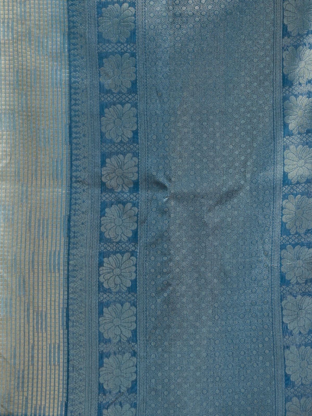 Odette Teal Blue Cotton Blend Printed Saree For Women - Image 6