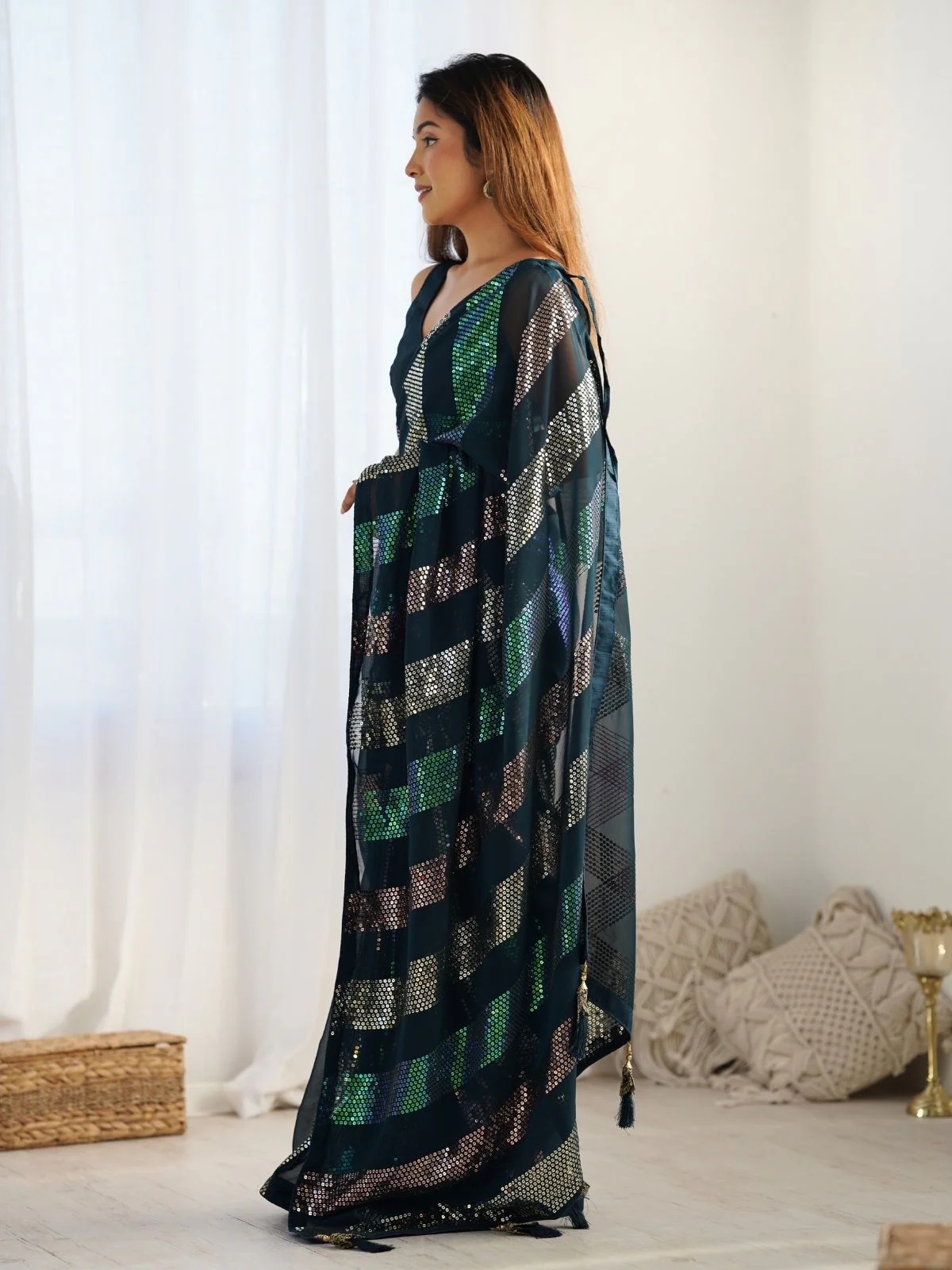 Odette Teal Blue Georgette Embellished Saree With Unstitched Blouse For Women - Image 3
