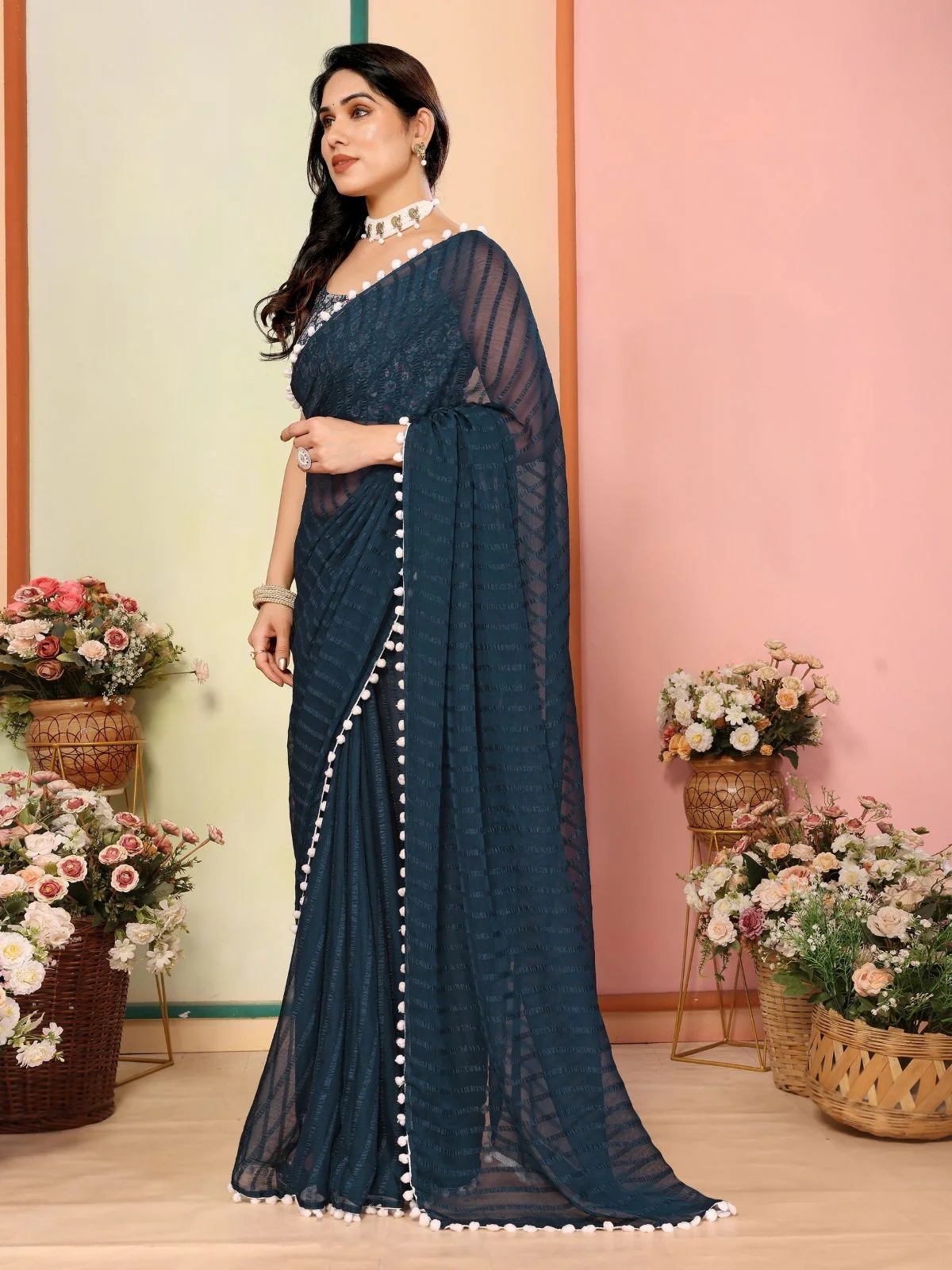 Odette Teal Blue Georgette Plain Saree For Women - Image 2
