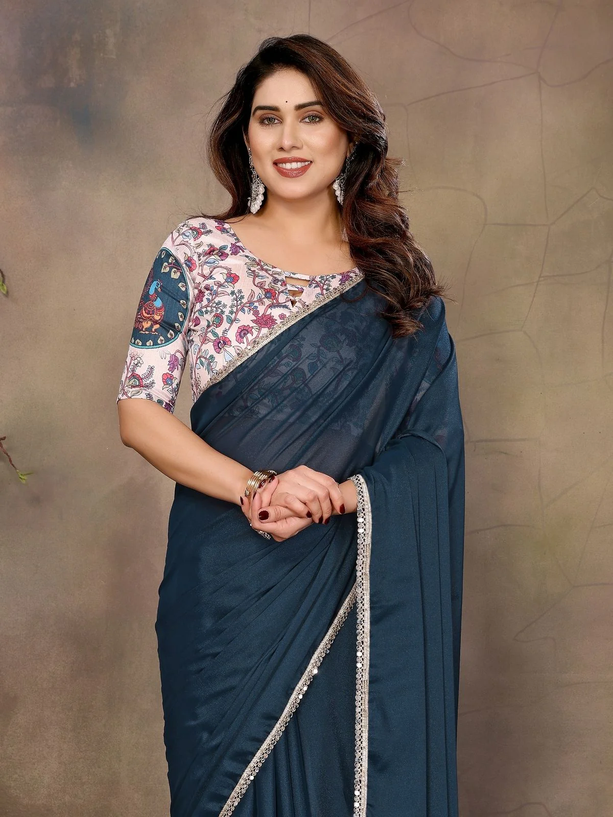 Odette Teal Blue Georgette Plain Saree With Unstitched Blouse For Women - Image 5
