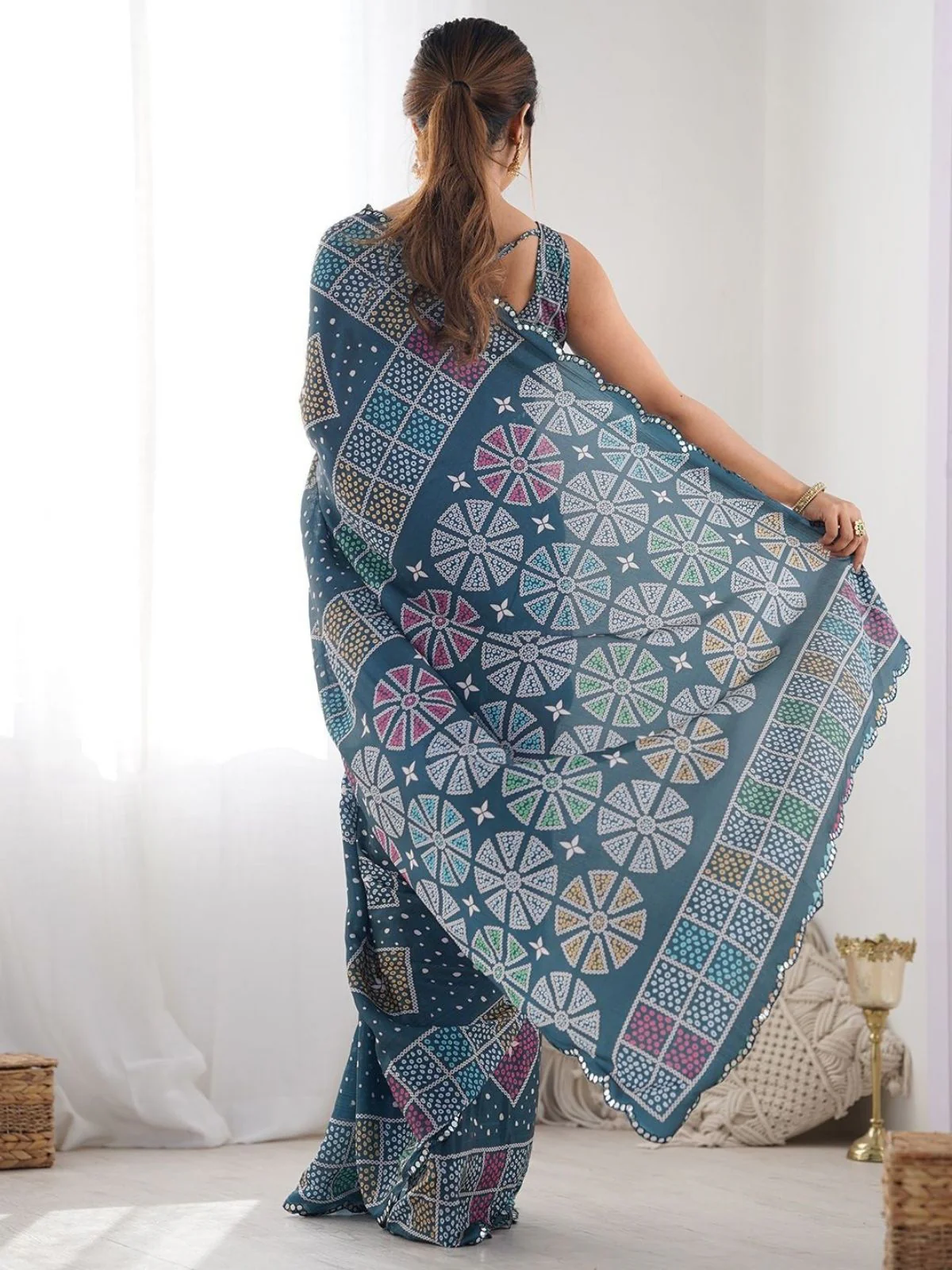 Odette Teal Blue Silk Blend Bandhini Print & Cutwork Saree For Women - Image 3