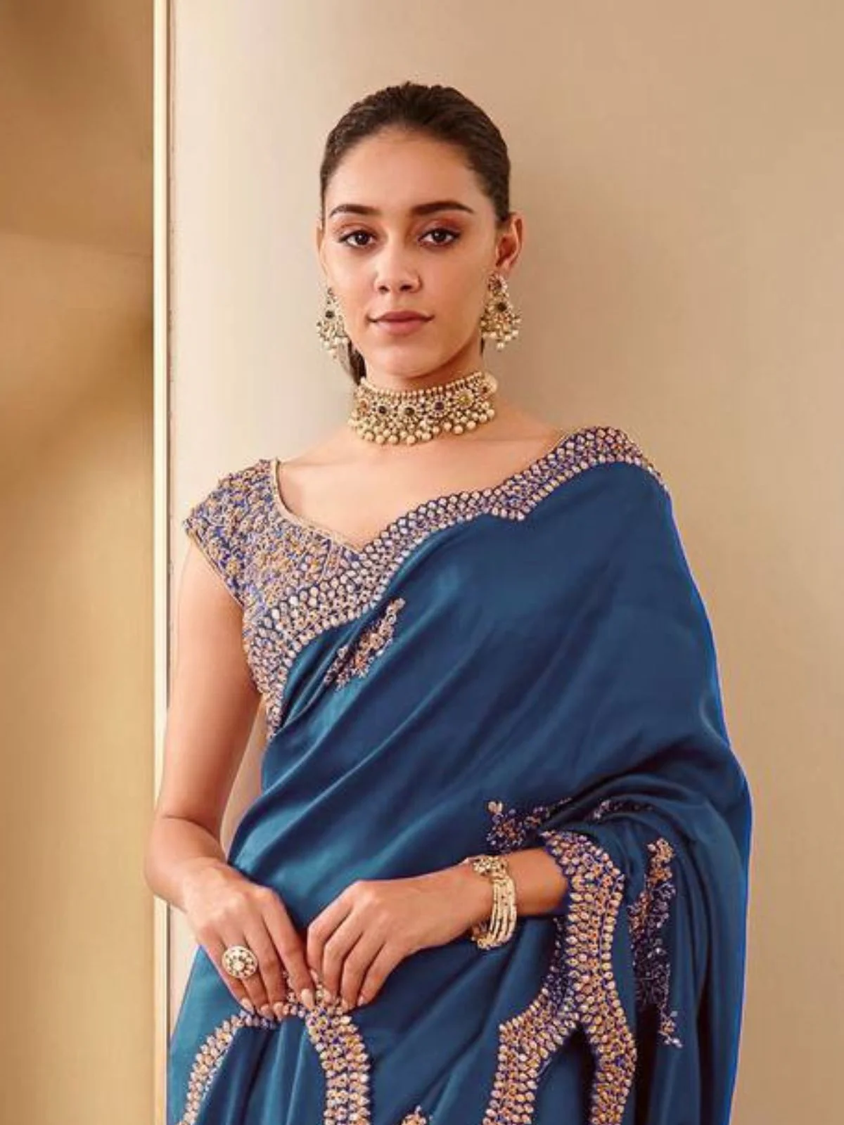 Odette Teal Blue Silk Blend Embellished Saree For Women - Image 2
