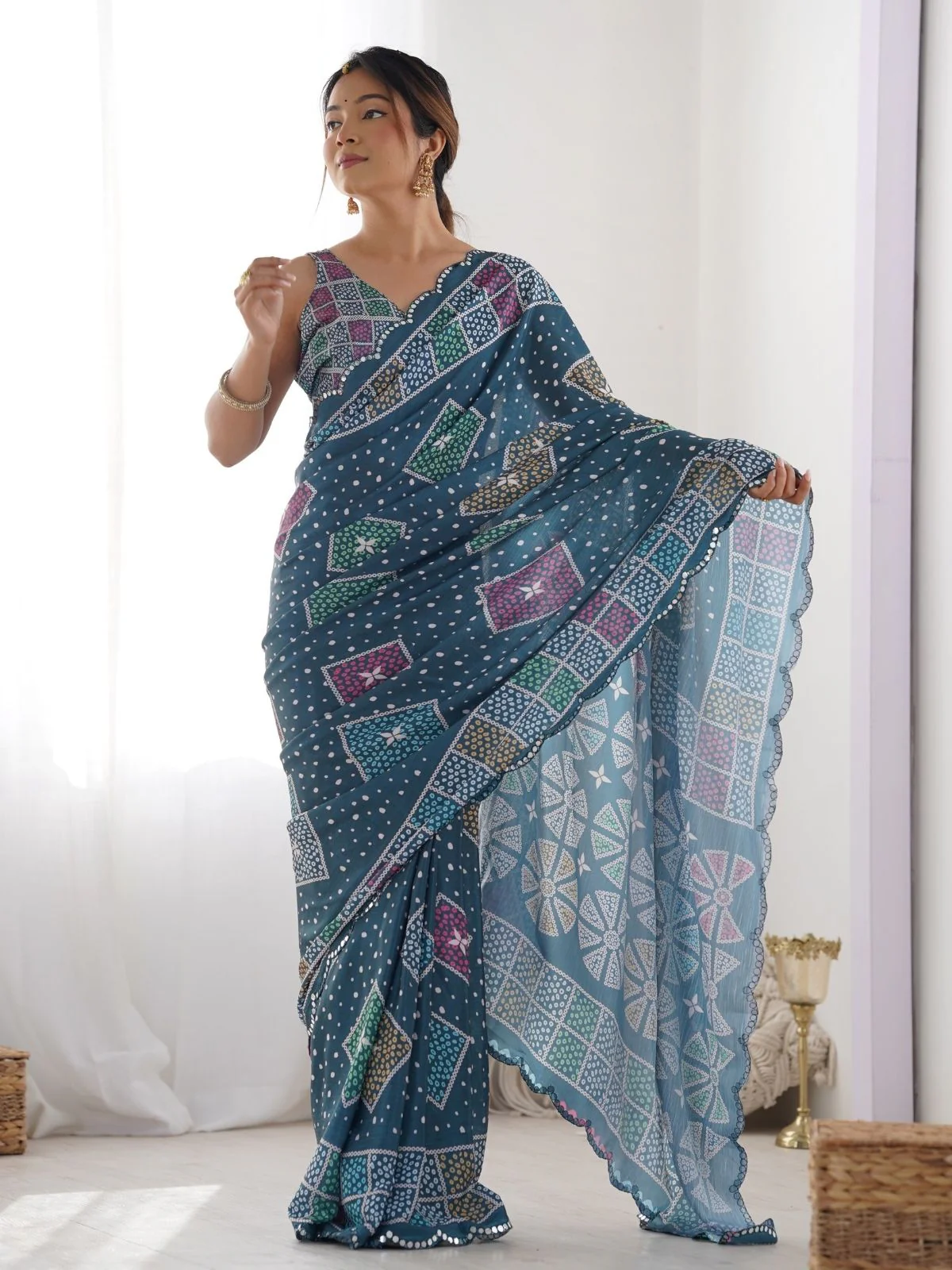 Odette Teal Chinon Printed Saree With Unstitched Blouse For Women - Image 2