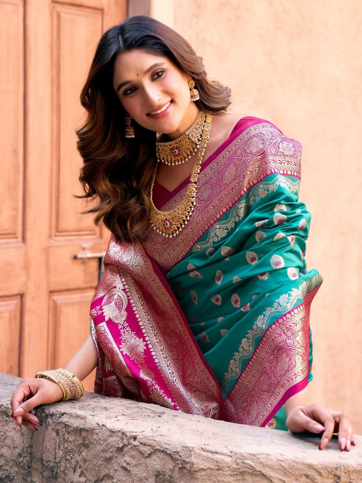 Odette Teal Green and Magenta Silk Blend Woven Saree For Women - Image 3
