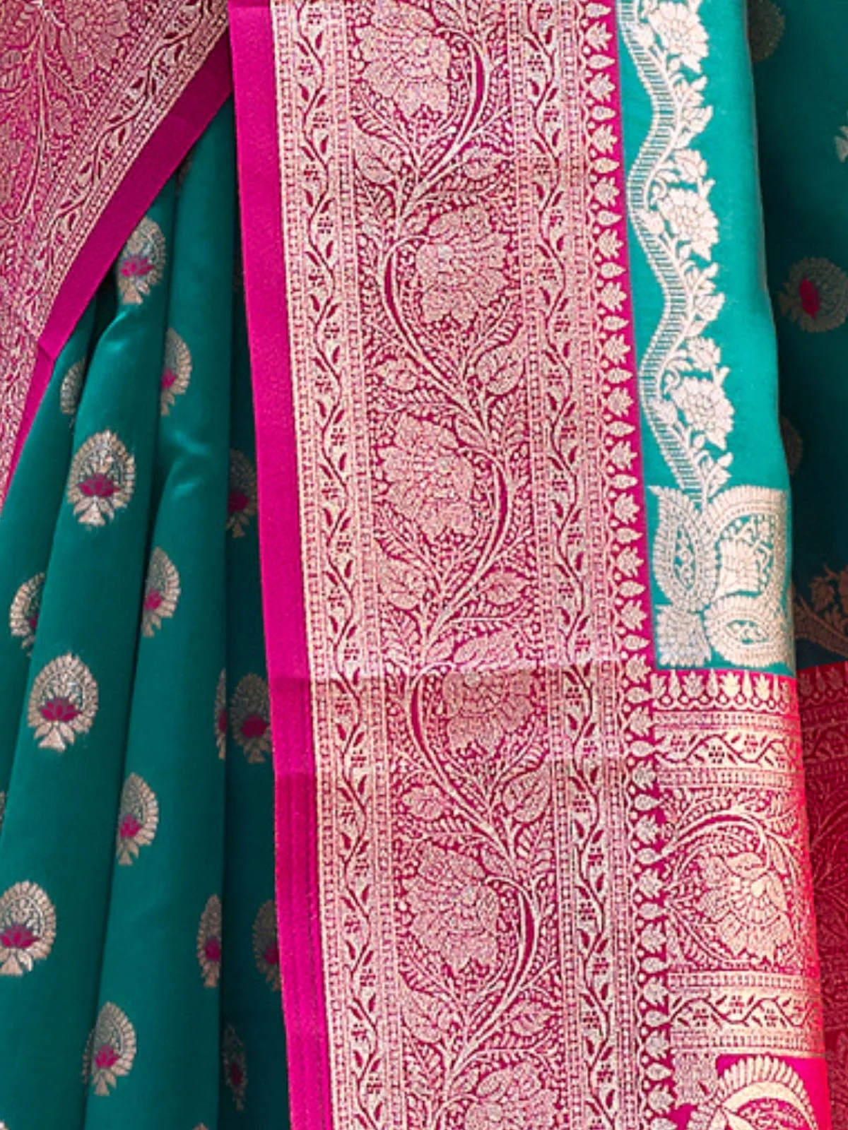 Odette Teal Green and Magenta Silk Blend Woven Saree For Women - Image 4