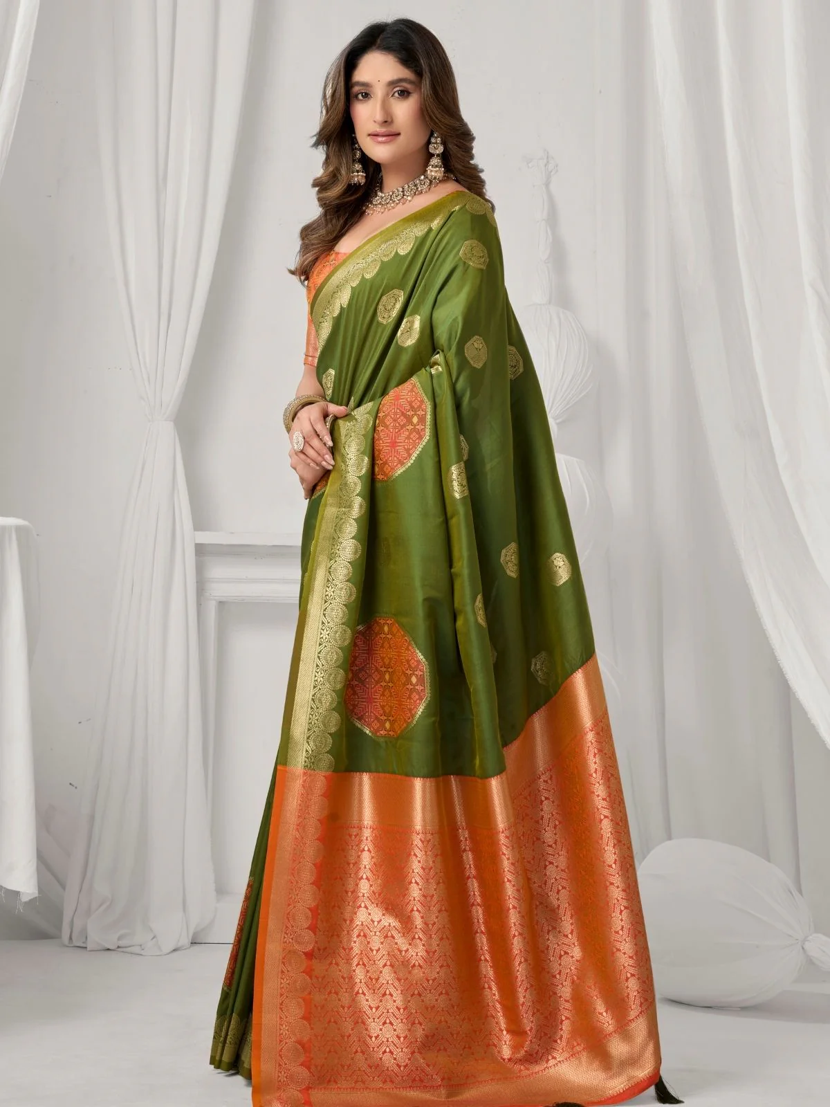 Odette Teal Green and Orange Silk Blend Woven Saree For Women - Image 2