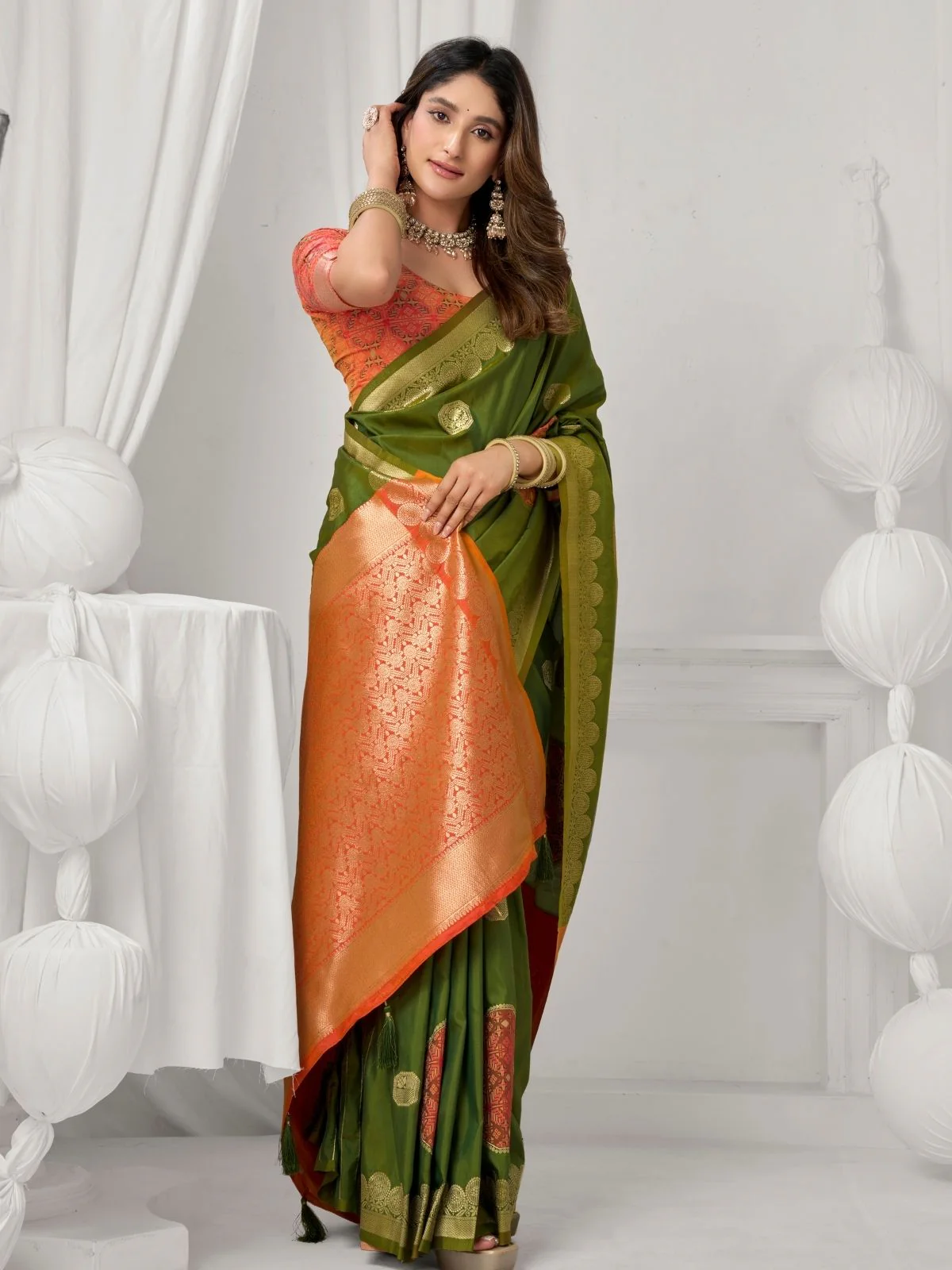Odette Teal Green and Orange Silk Blend Woven Saree For Women - Image 3