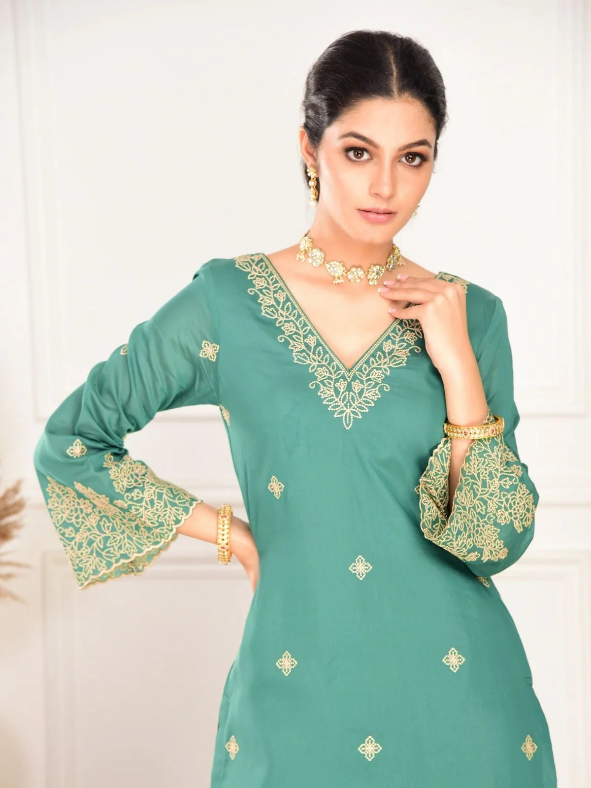 Odette Teal Green Silk Blend Embroidered Stiched Kurta Set For Women - Image 4