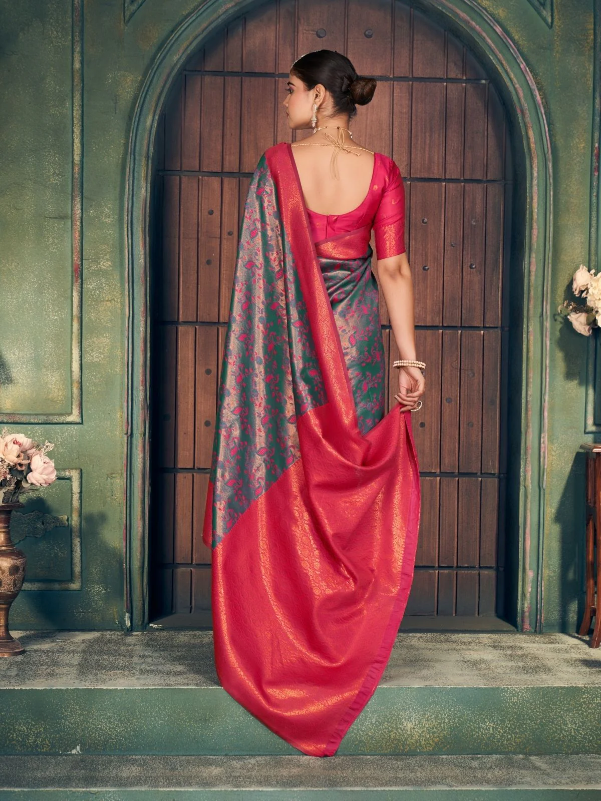 Odette Teal Green Silk Blend Woven Saree For Women - Image 3