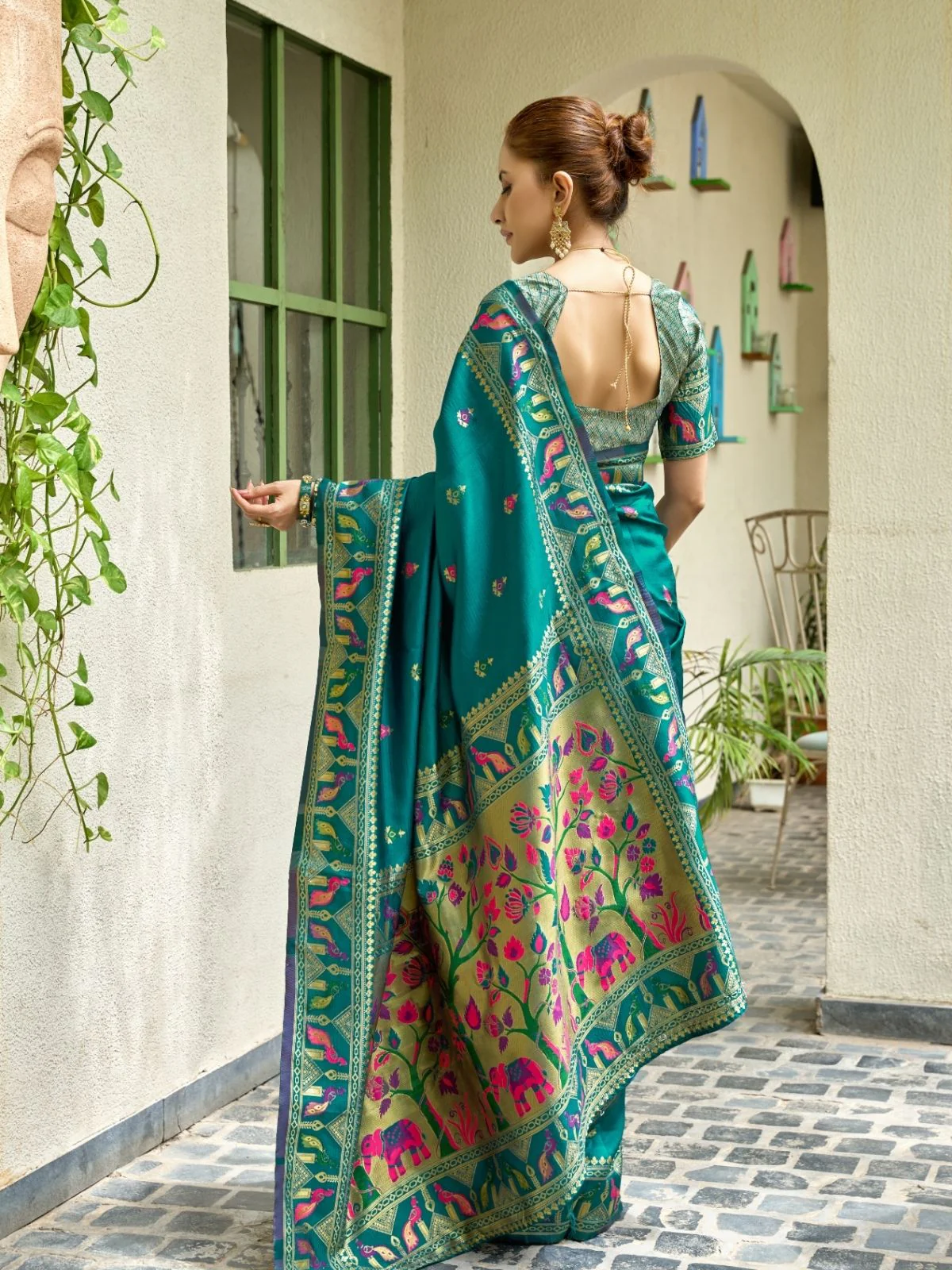 Odette Teal Green Silk Woven Paithani Saree For Women - Image 3