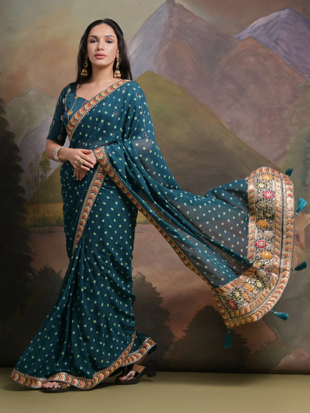 Odette Teal Printed Georgette Saree With Unstitched Blouse For Women - Image 2
