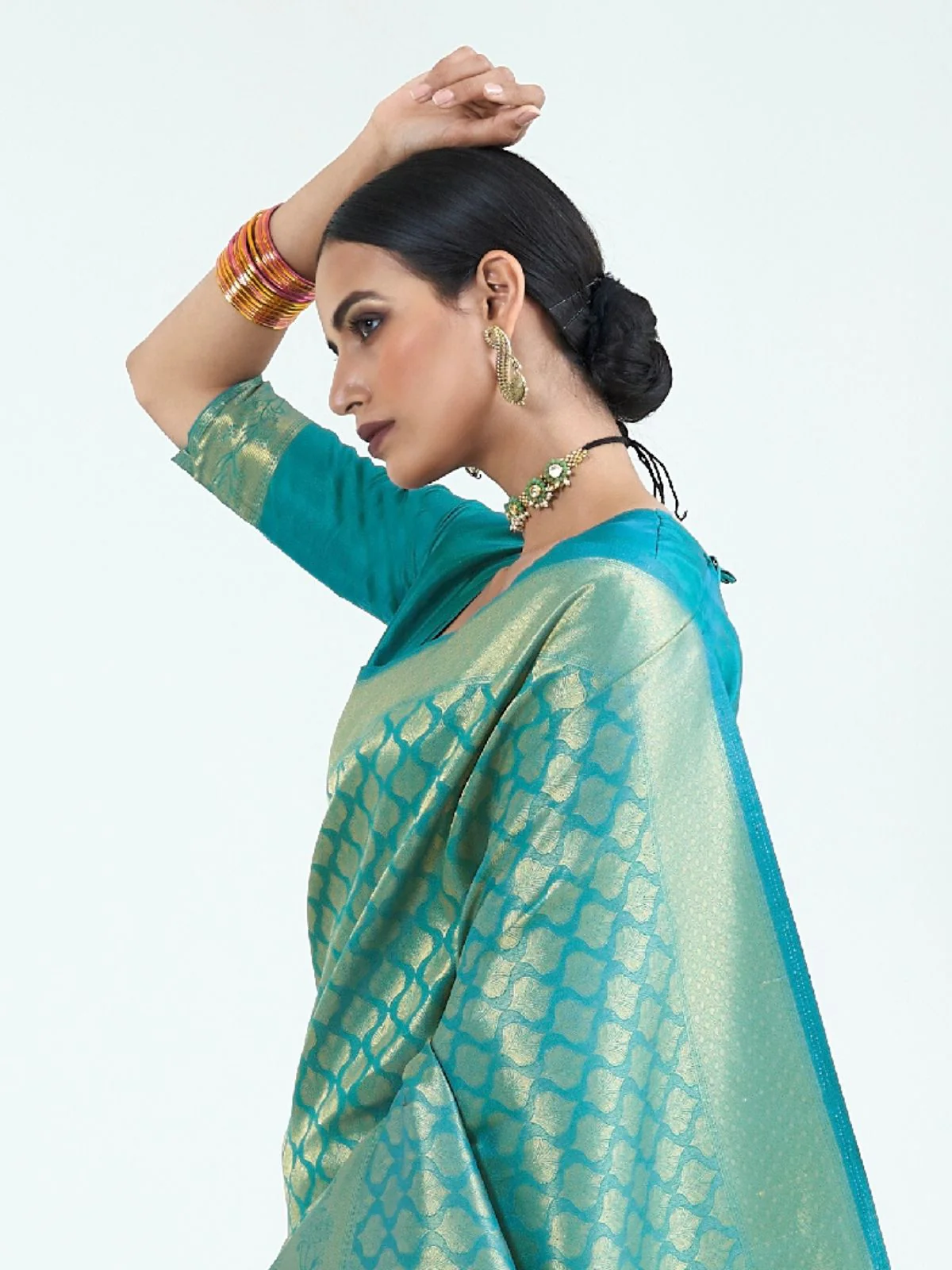 Odette Teal Silk Blend Woven Saree With Unstitched Blouse For Women - Image 2
