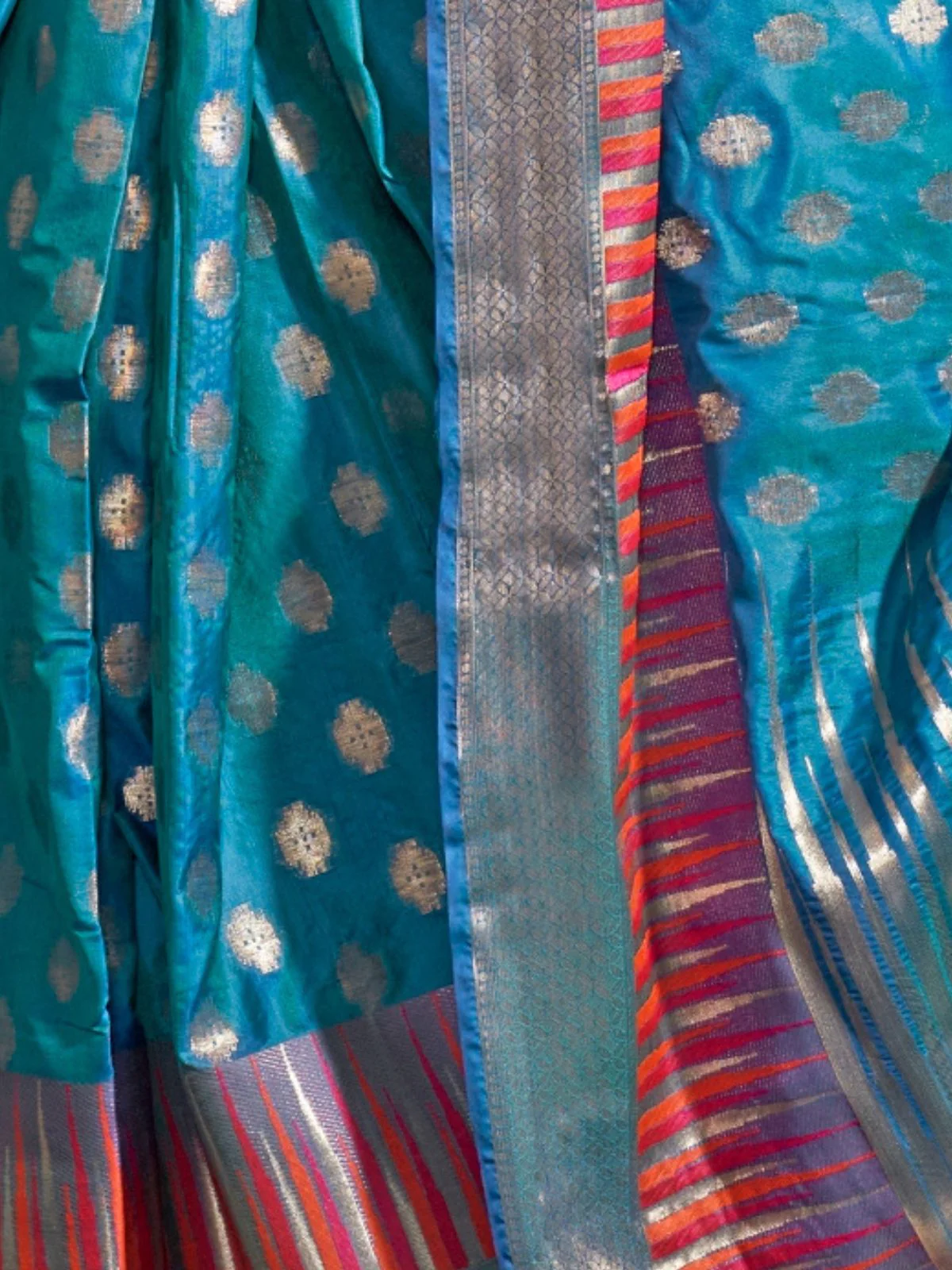 Odette Teal Silk Blend Woven Saree With Unstitched Blouse For Women - Image 3