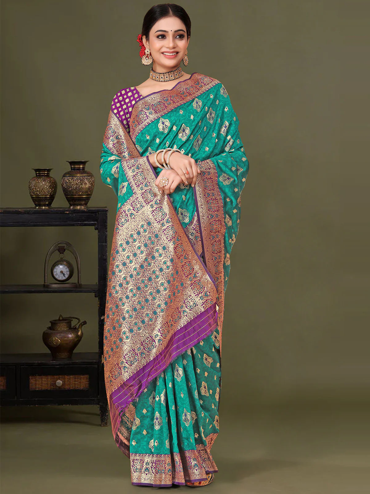 Odette Teal Woven Banarasi Silk Saree With Unstitched Blouse For Women - Image 3