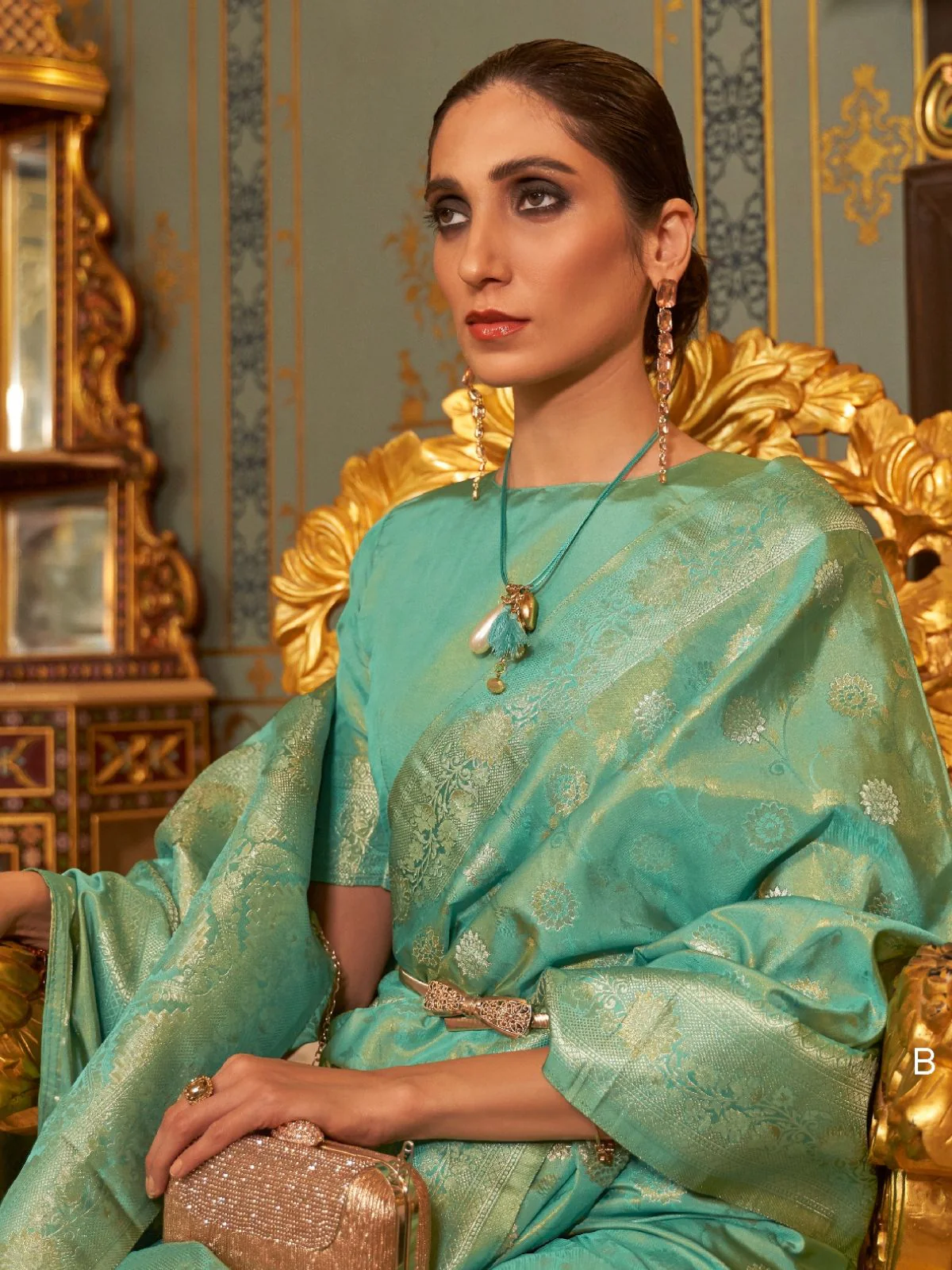 Odette Sea Green Woven Design Silk Blend Saree With Unstitched Blouse For Women - Image 2