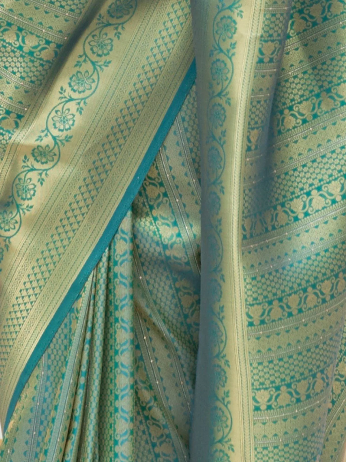 Odette Teal Woven Design Silk Blend Saree With Unstitched Blouse For Women - Image 4
