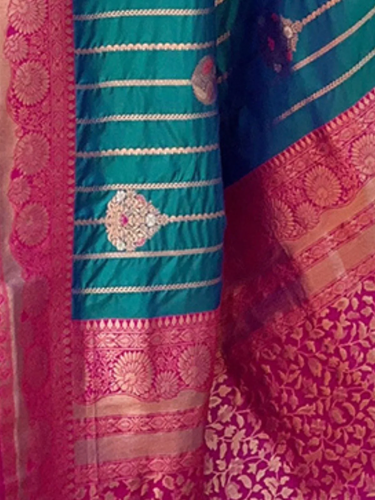 Odette Teal Woven Design Soft Silk Saree With Unstitched Blouse For Women - Image 4