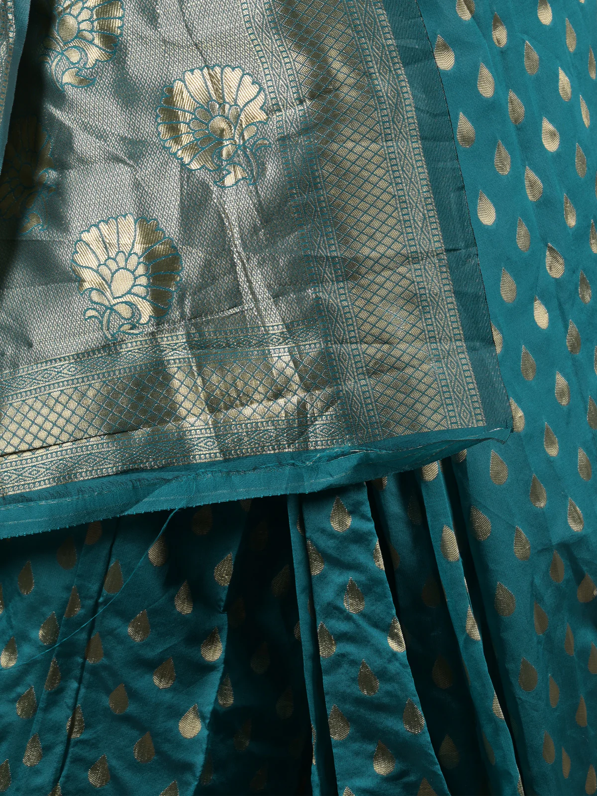 Odette Teal Woven Silk Blend Saree with Unstitched Blouse for Women - Image 5