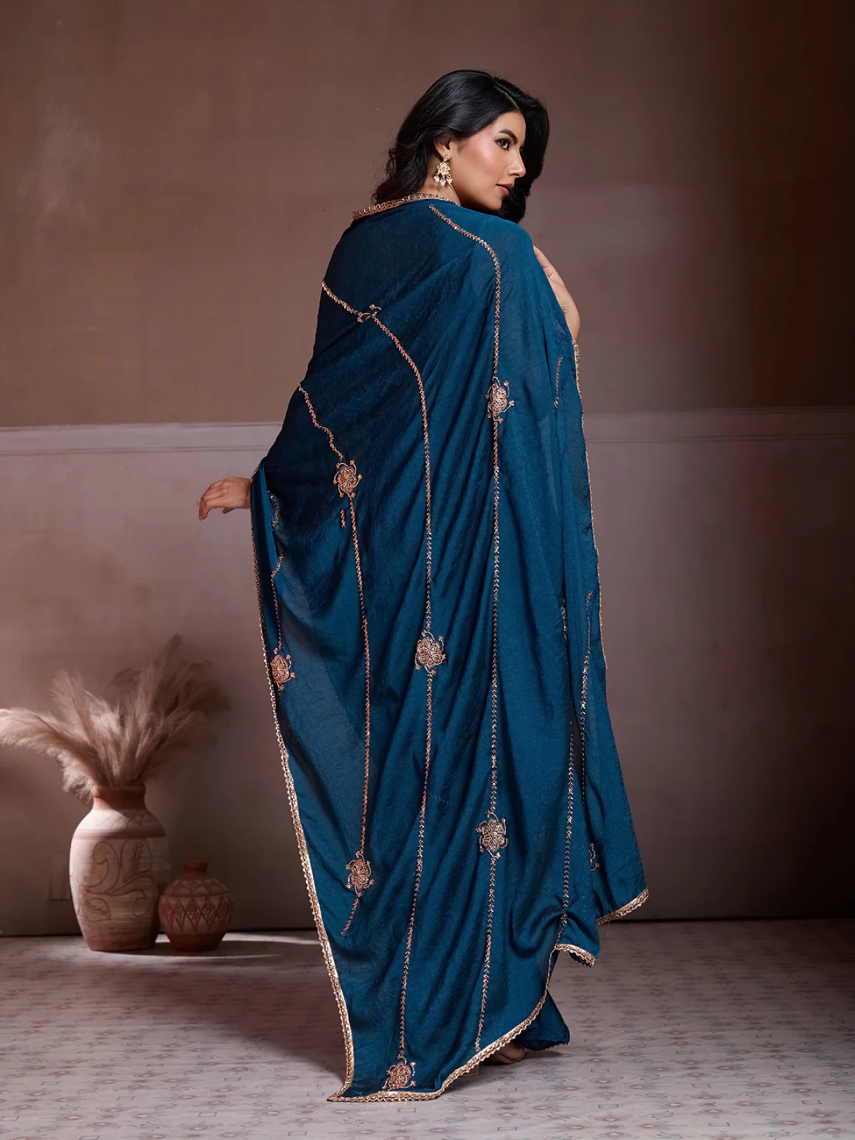 Odette Teal Blue Silk Blend Embroidered Saree For Women - Image 3