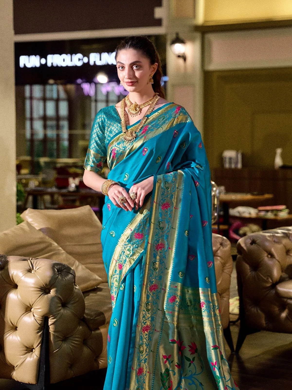 Odette Turquoise Blue Silk Woven Paithani Saree For Women - Image 4