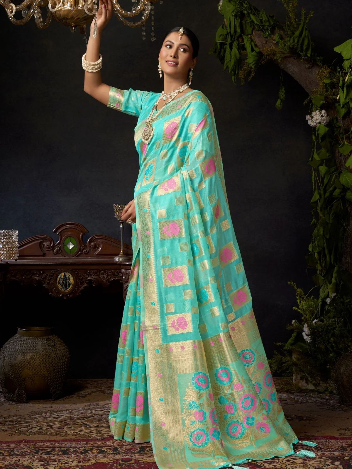 Odette Turquoise Silk Blend Woven Saree For Women - Image 2